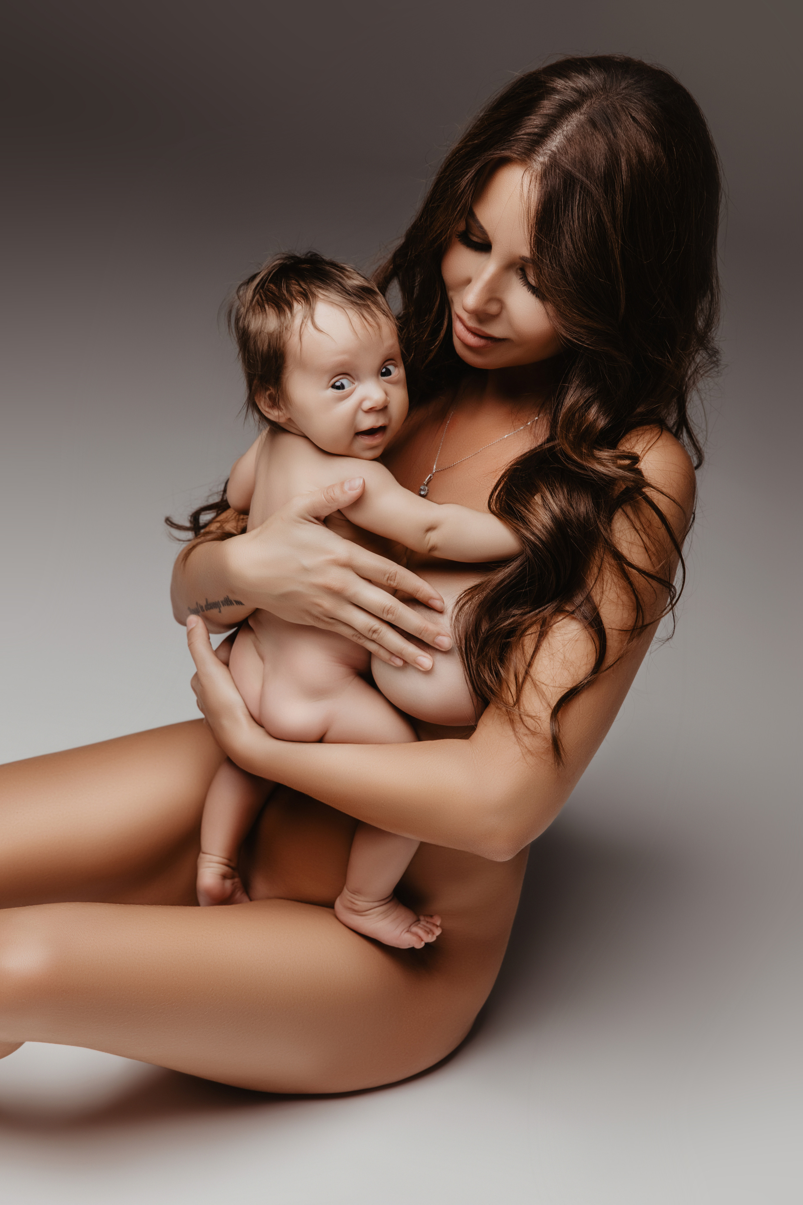 Vera & Valeria. NatalieDmi — фотосессия беременности, семейный фотограф, портрет