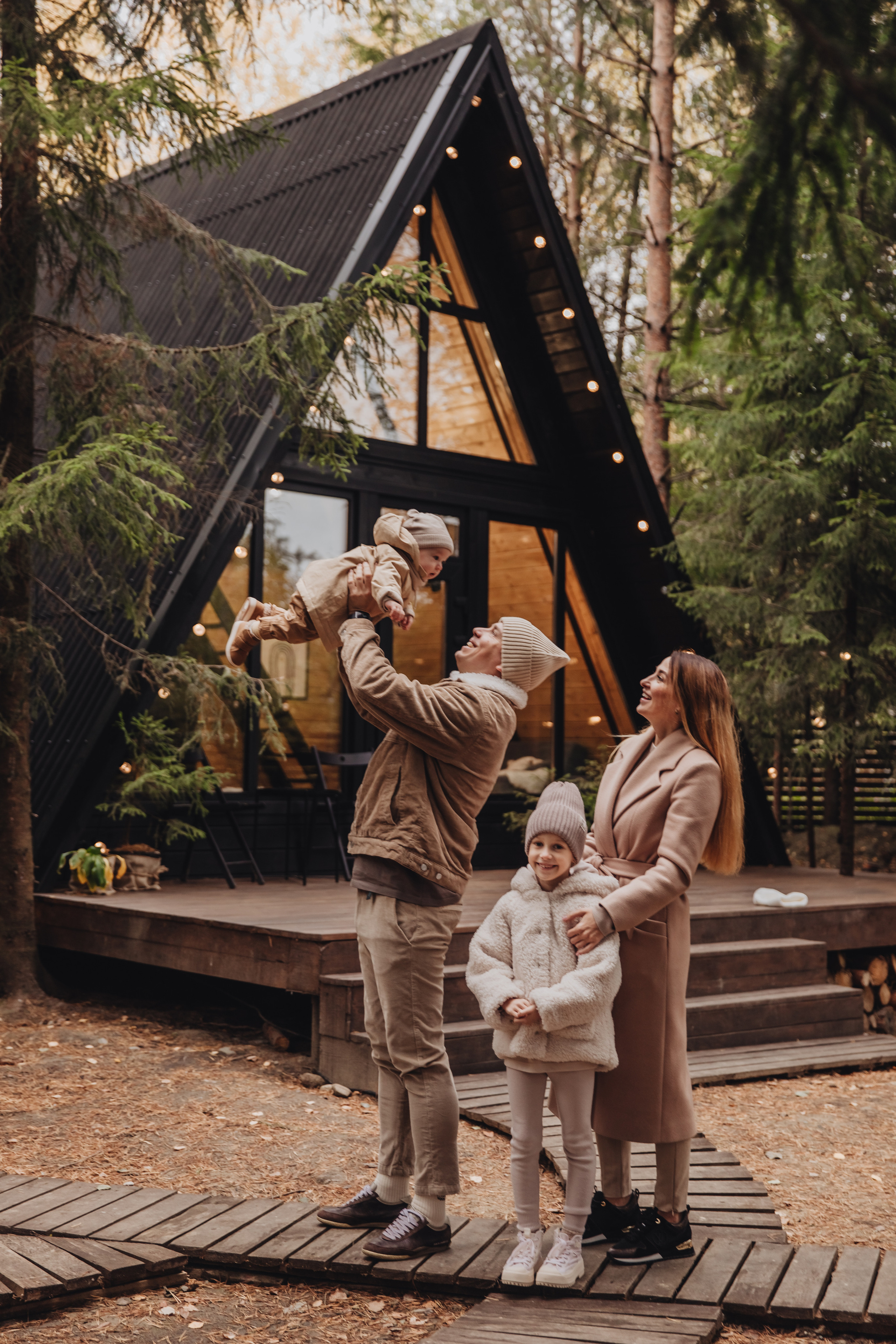 Happy family. NatalieDmi — фотосессия беременности, семейный фотограф, портрет