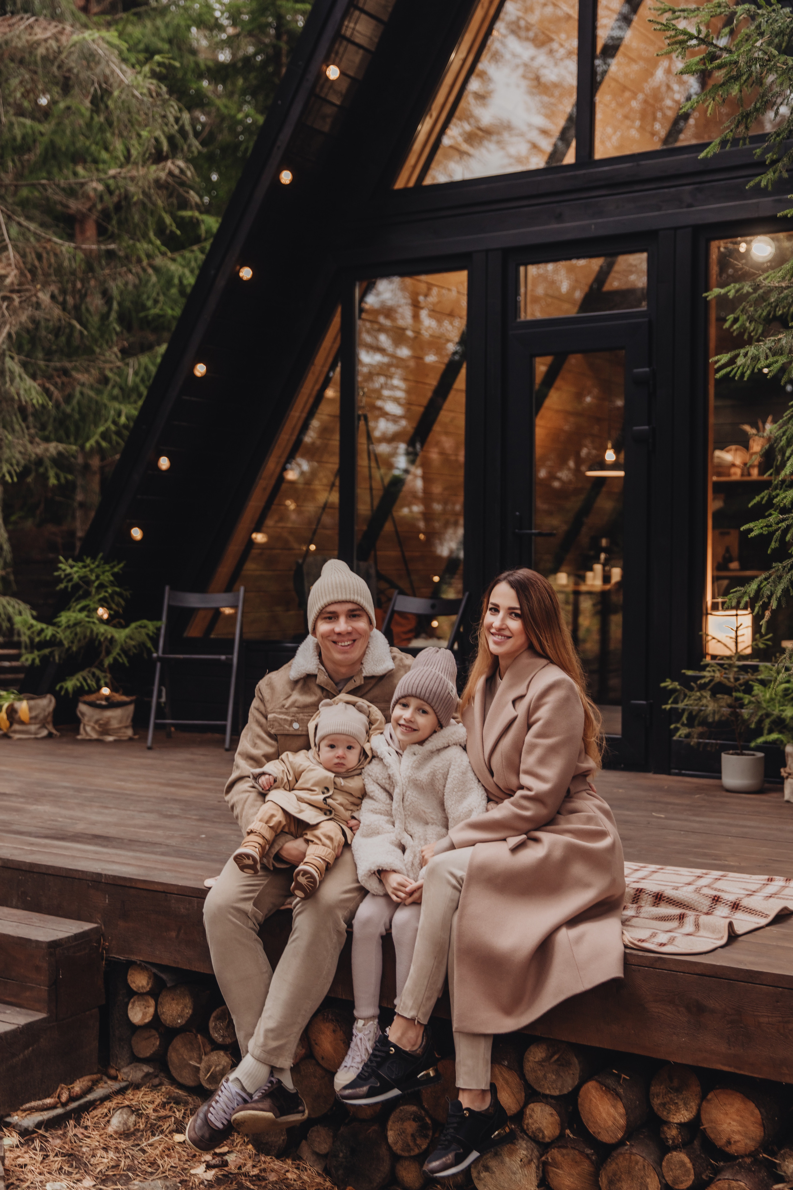Happy family. NatalieDmi — фотосессия беременности, семейный фотограф, портрет