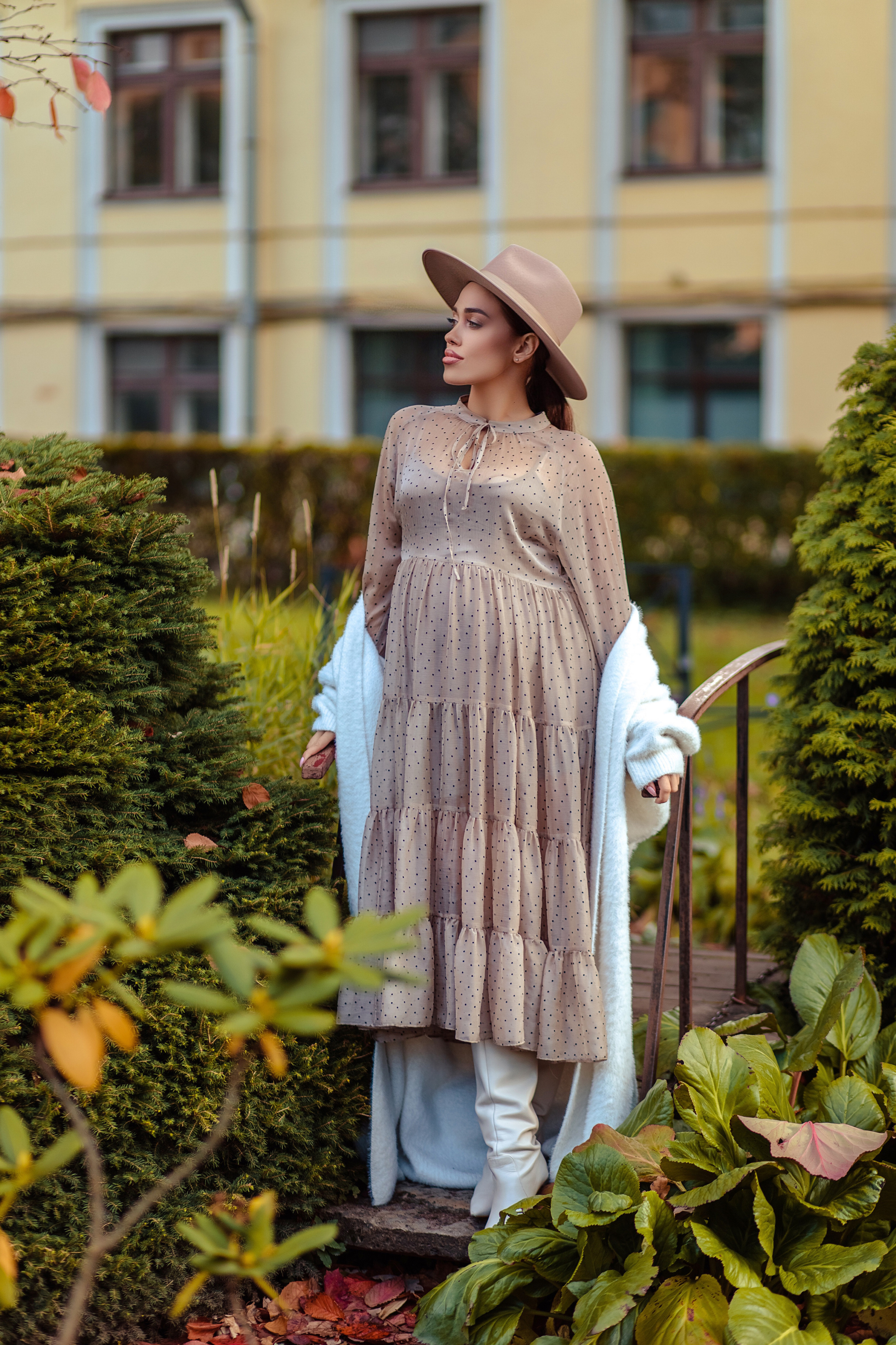 Julianna in the Botanical Garden. NatalieDmi — фотосессия беременности, семейный фотограф, портрет