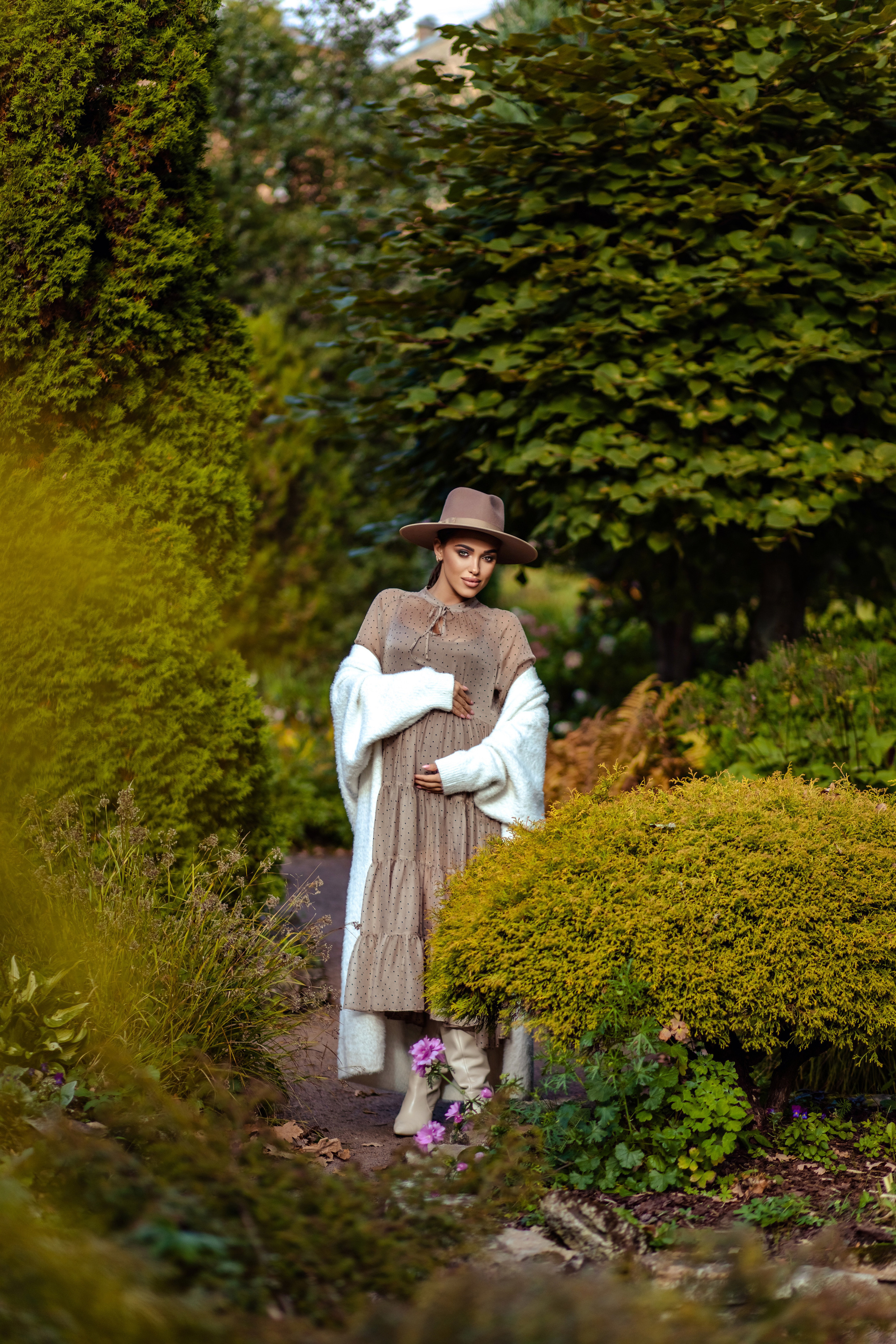 Julianna in the Botanical Garden. NatalieDmi — фотосессия беременности, семейный фотограф, портрет