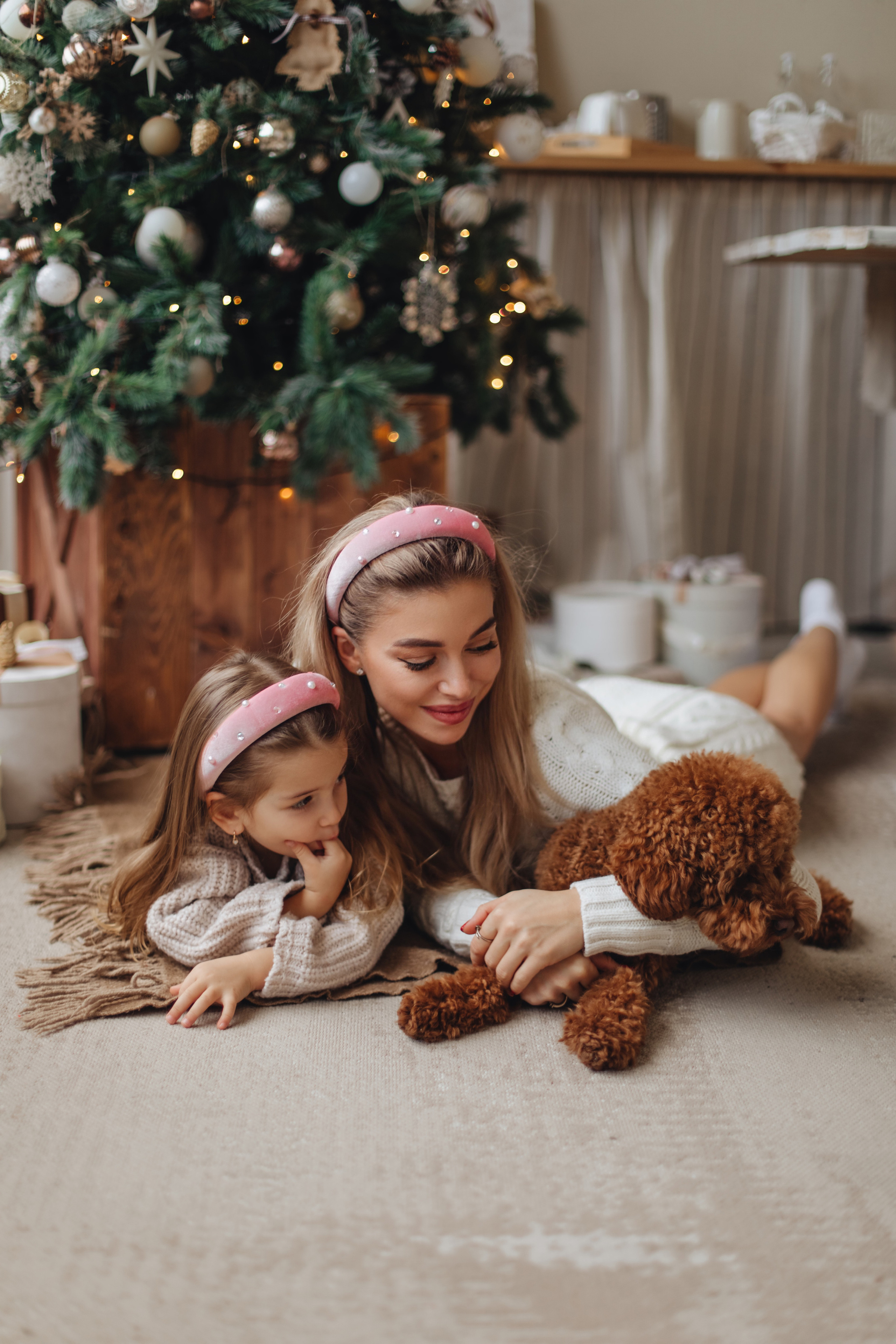 Girls… New Year. NatalieDmi — фотосессия беременности, семейный фотограф, портрет