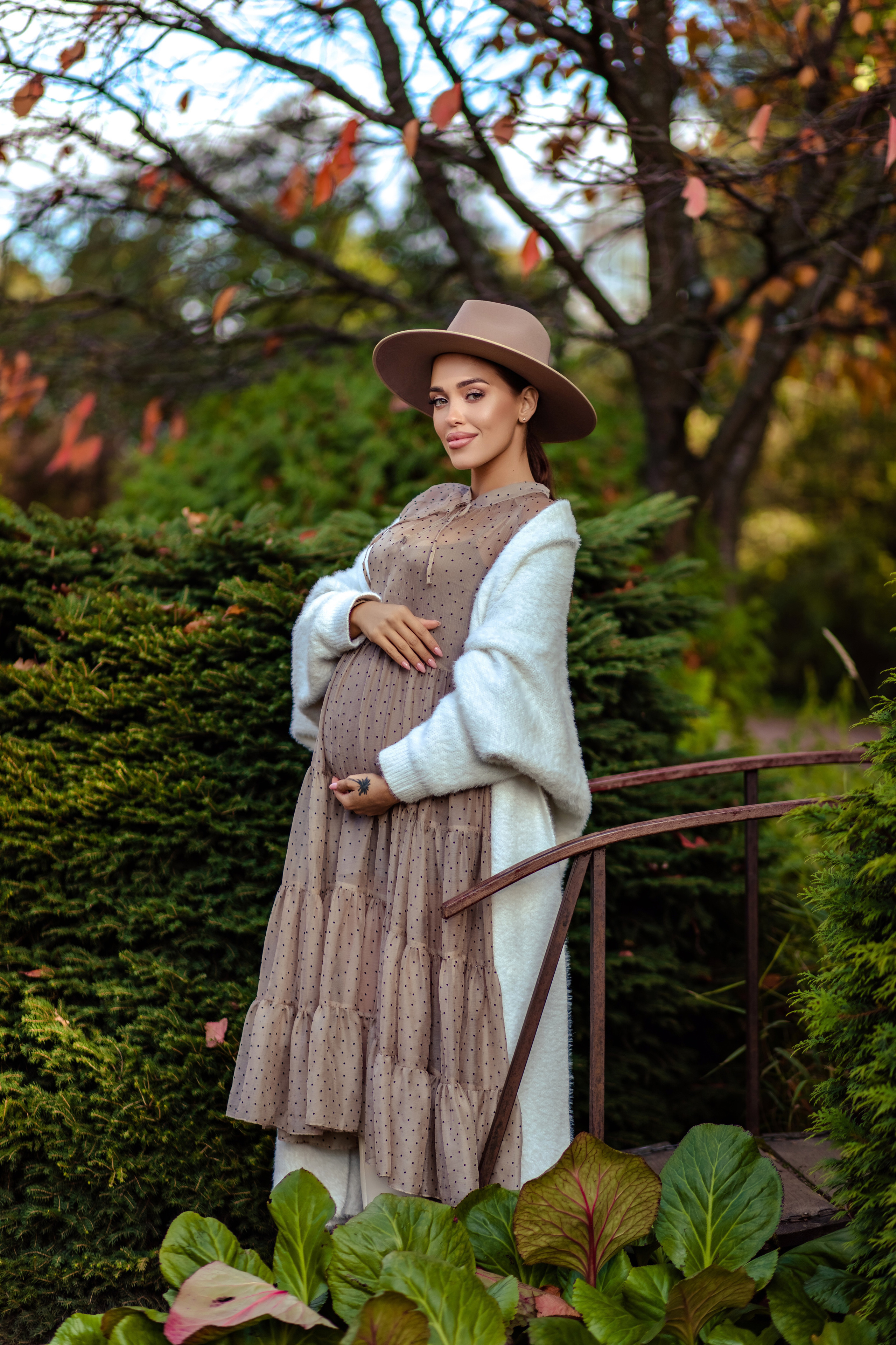 Julianna in the Botanical Garden. NatalieDmi — фотосессия беременности, семейный фотограф, портрет