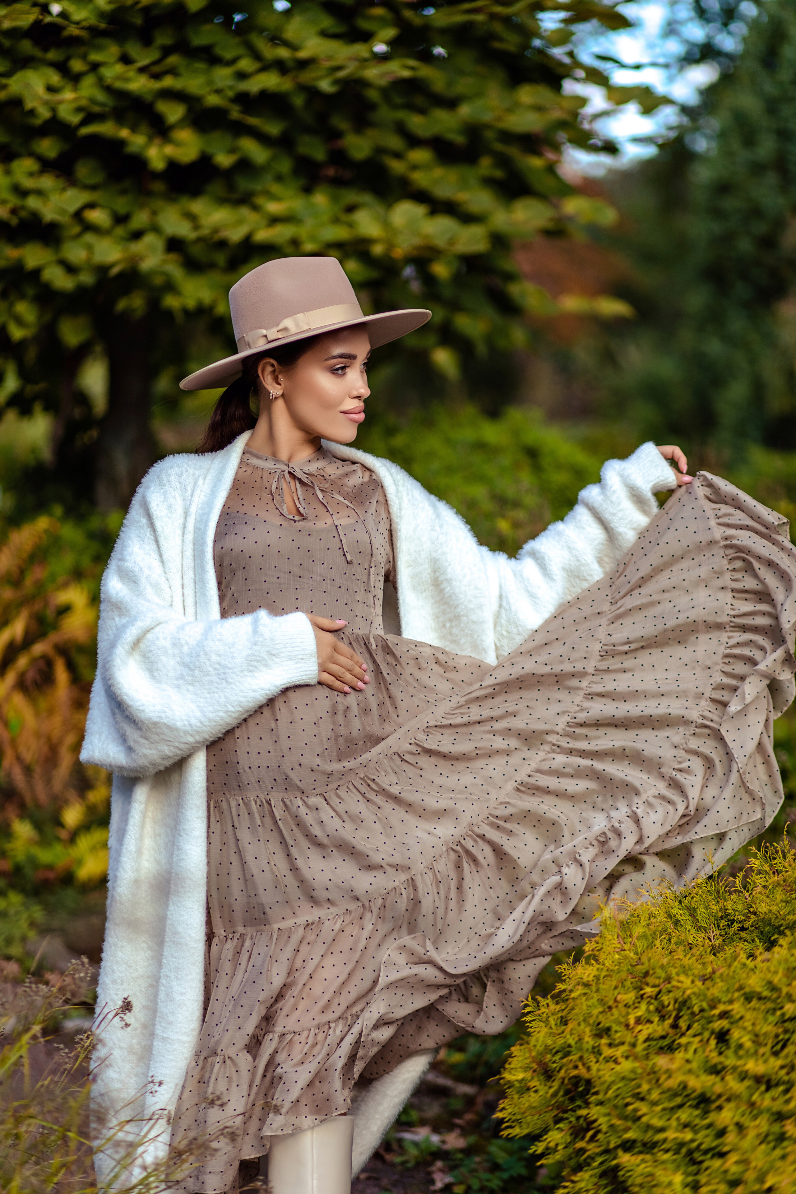 Julianna in the Botanical Garden. NatalieDmi — фотосессия беременности, семейный фотограф, портрет
