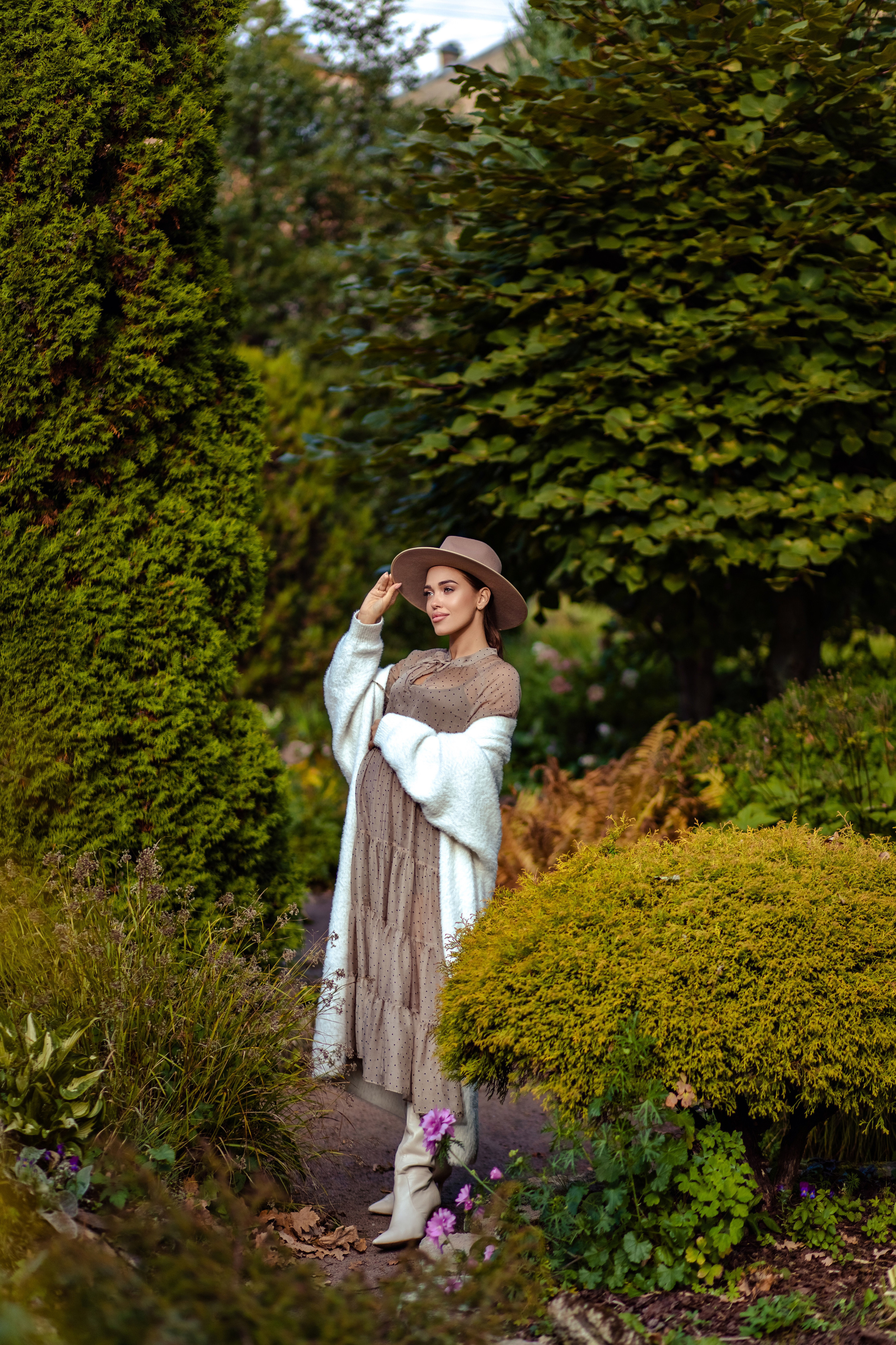Julianna in the Botanical Garden. NatalieDmi — фотосессия беременности, семейный фотограф, портрет