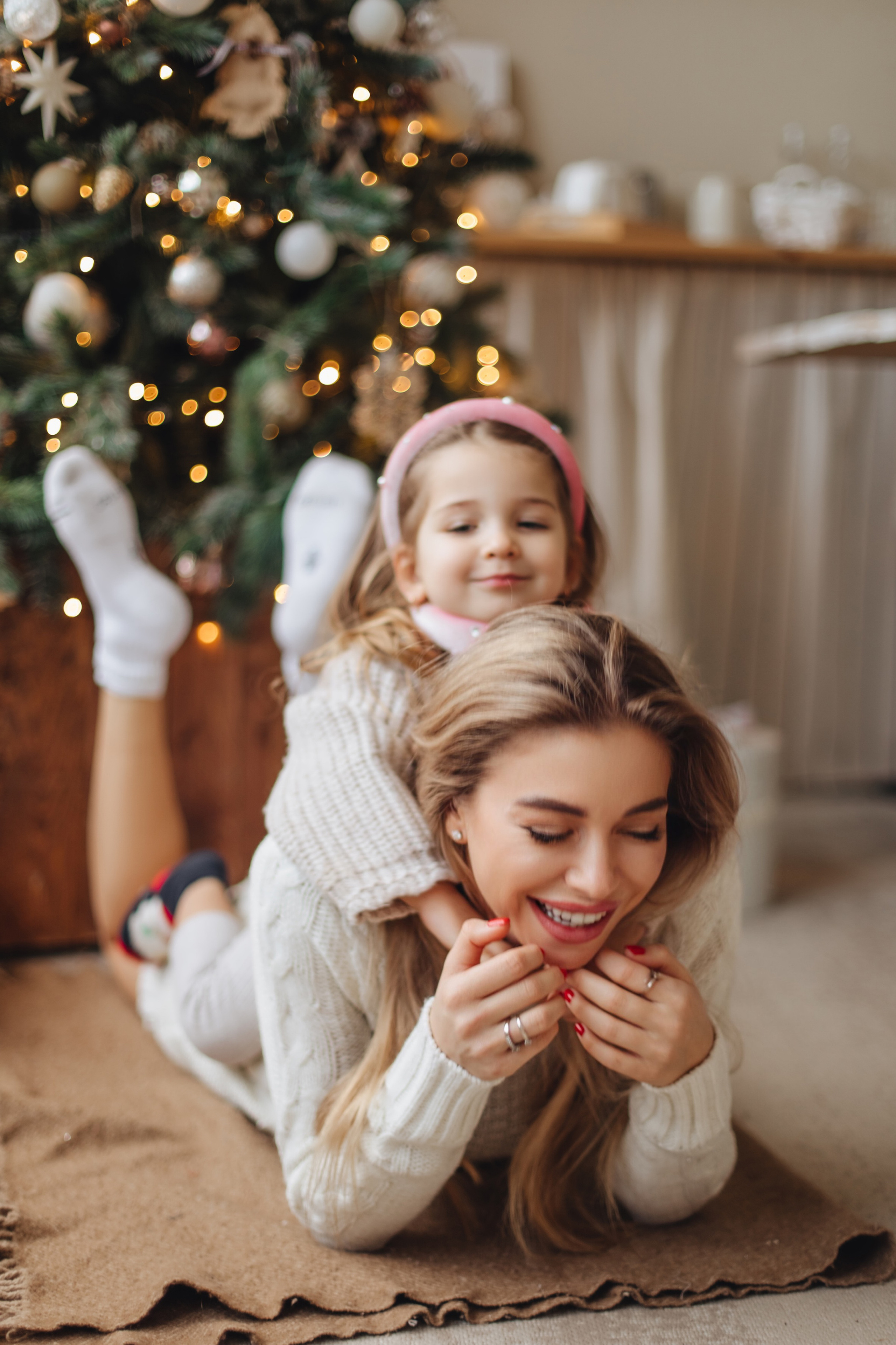 Girls… New Year. NatalieDmi — фотосессия беременности, семейный фотограф, портрет