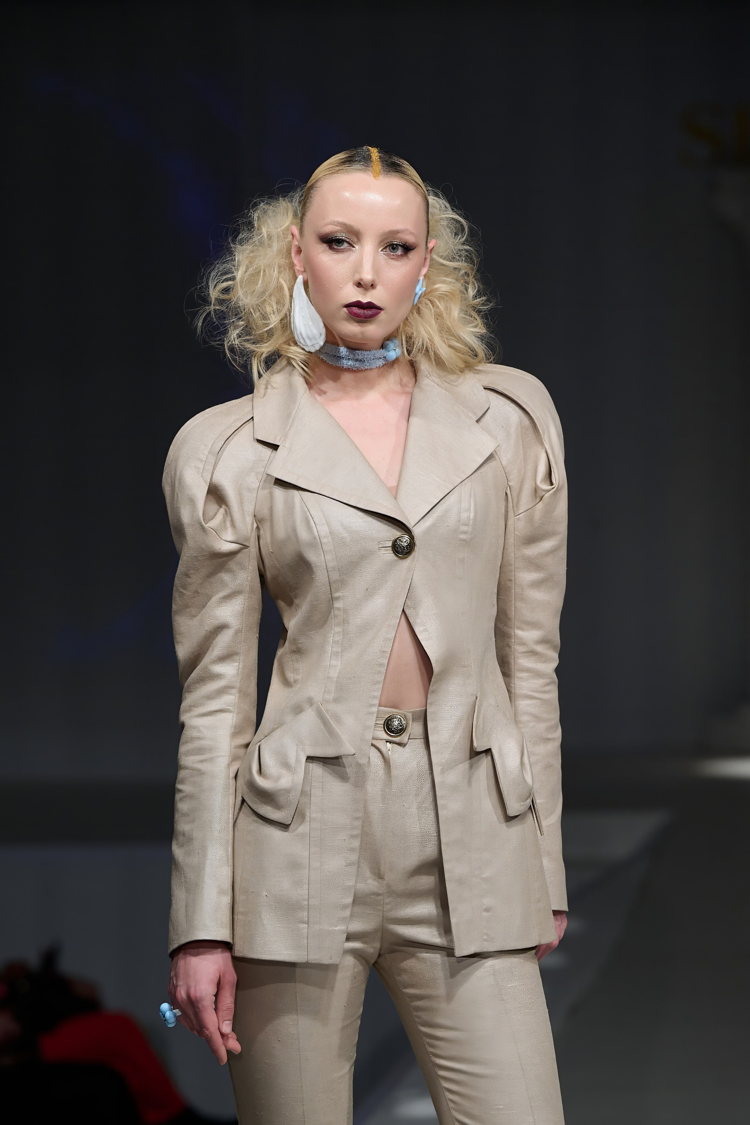 Slava&Yegor Zaitsevs. Показ-спектакль «Воспоминание». 21 июня 2025. Дима Бабушкин. Фотограф. Подиум. Репортаж. Творчество. Дорого