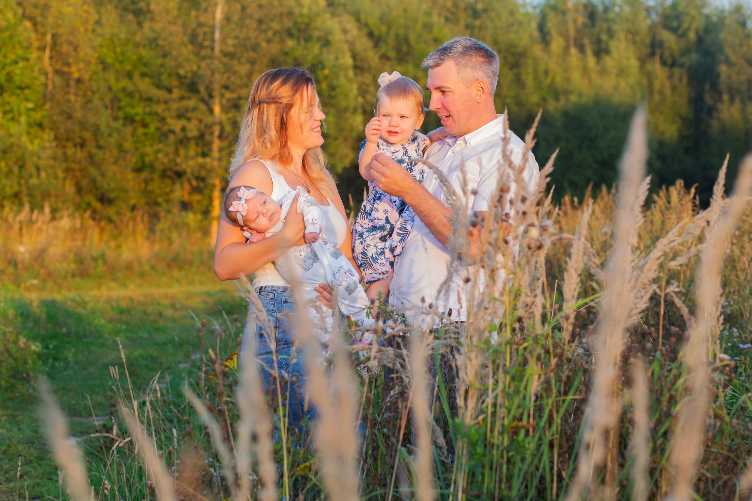 В поле…. Семейный и детский фотограф в Москве и МО — Александра