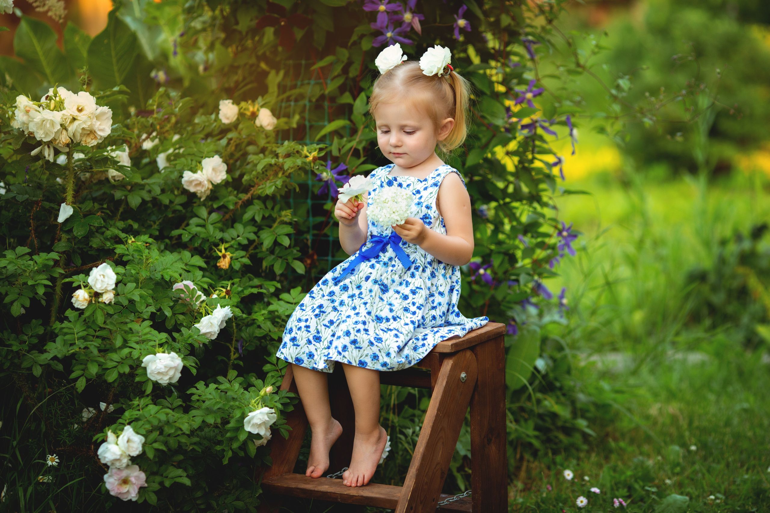 Викуля. Фотограф Антонина Свешникова. ВЫПУСКНЫЕ ФОТОКНИГИ для детских садов и школ. Москва, Владимир