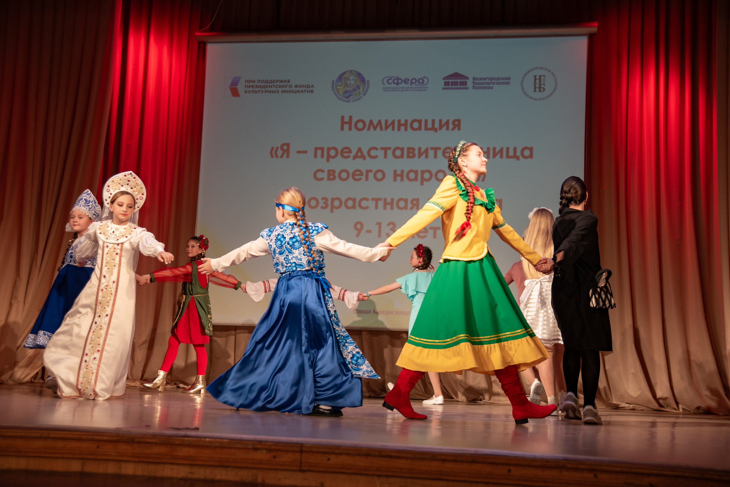 Репортажная съёмка концерта в Нижнем Новгороде. Фотограф Макс Огурцов в Нижнем Новгороде