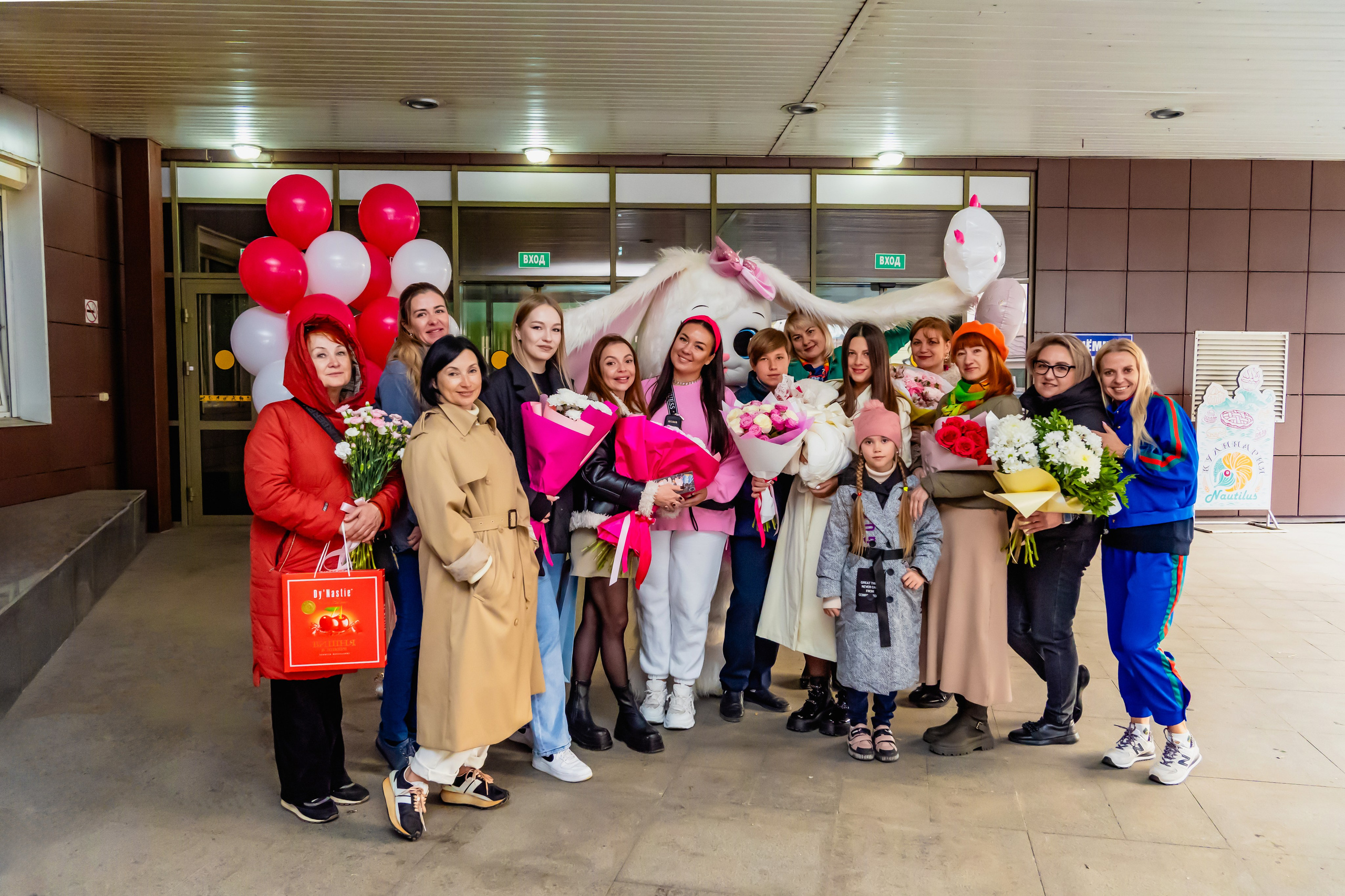 Фотосессия на выписку из роддома. Занимаюсь профессиональной фотографией и живу рядом с Байкалом. Работаю в разных жанрах