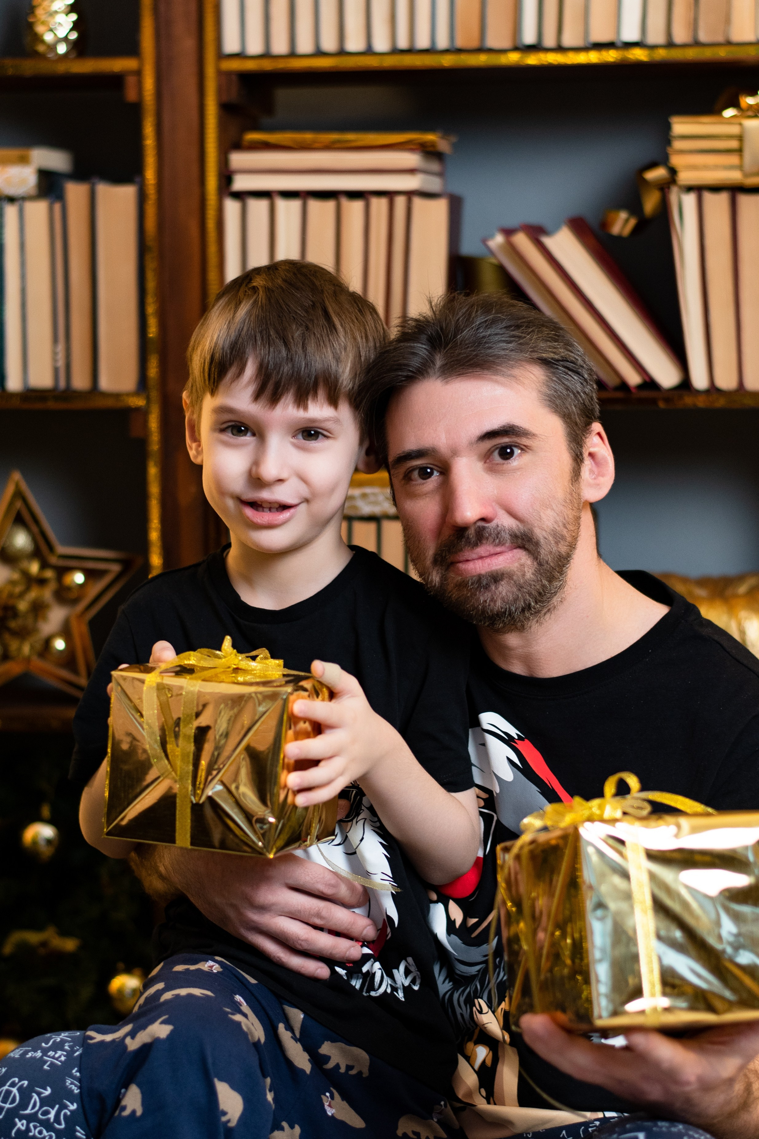 Светлана с семьей. Студийная съемка. Екатерина Бикбаева фотограф, видеограф, медиа-продюсер