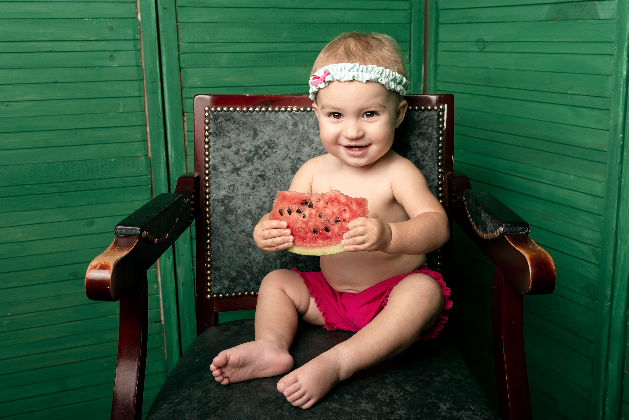Дети до года. Фотограф новорожденных Березники Пермский край Аня Ремянникова