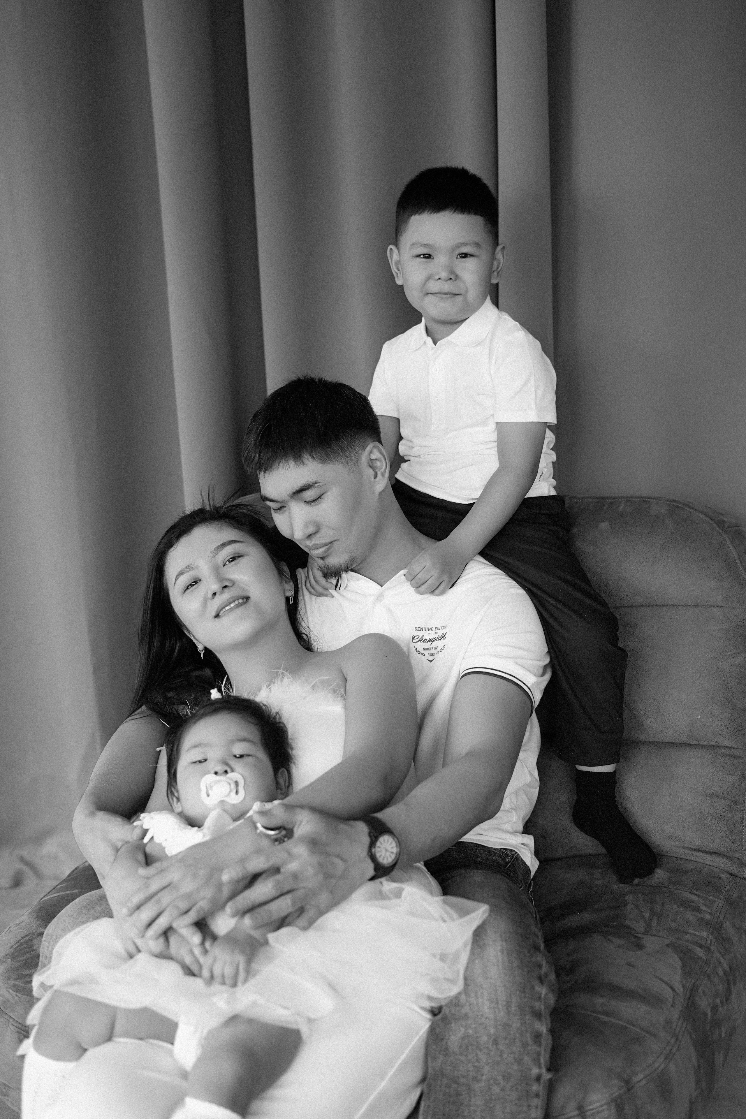 Нурзада и семья. Фотограф Москва и Серпухов