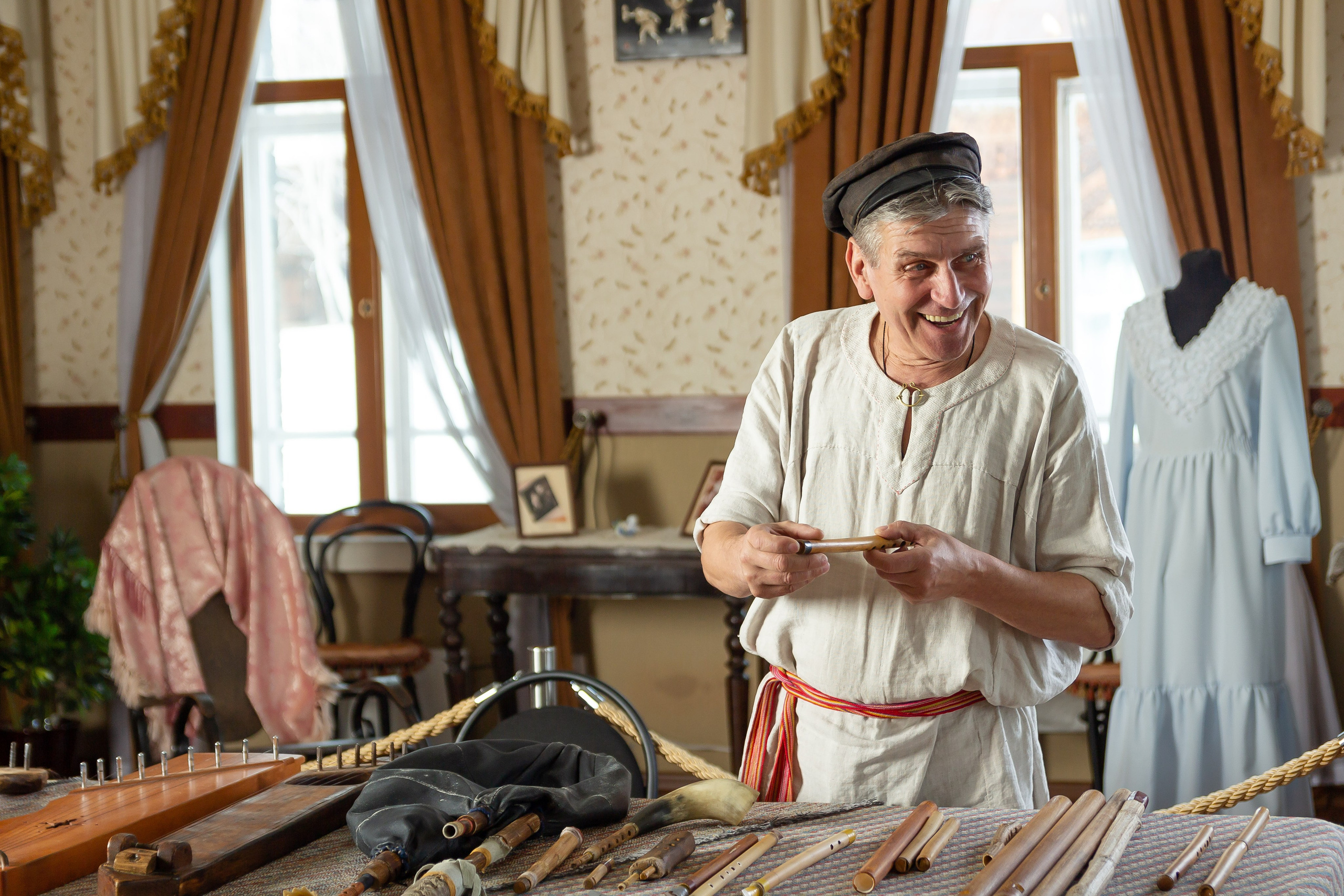 Музей забытой музыки. Александр Стряпунин — предметный фотограф в Улан-Удэ