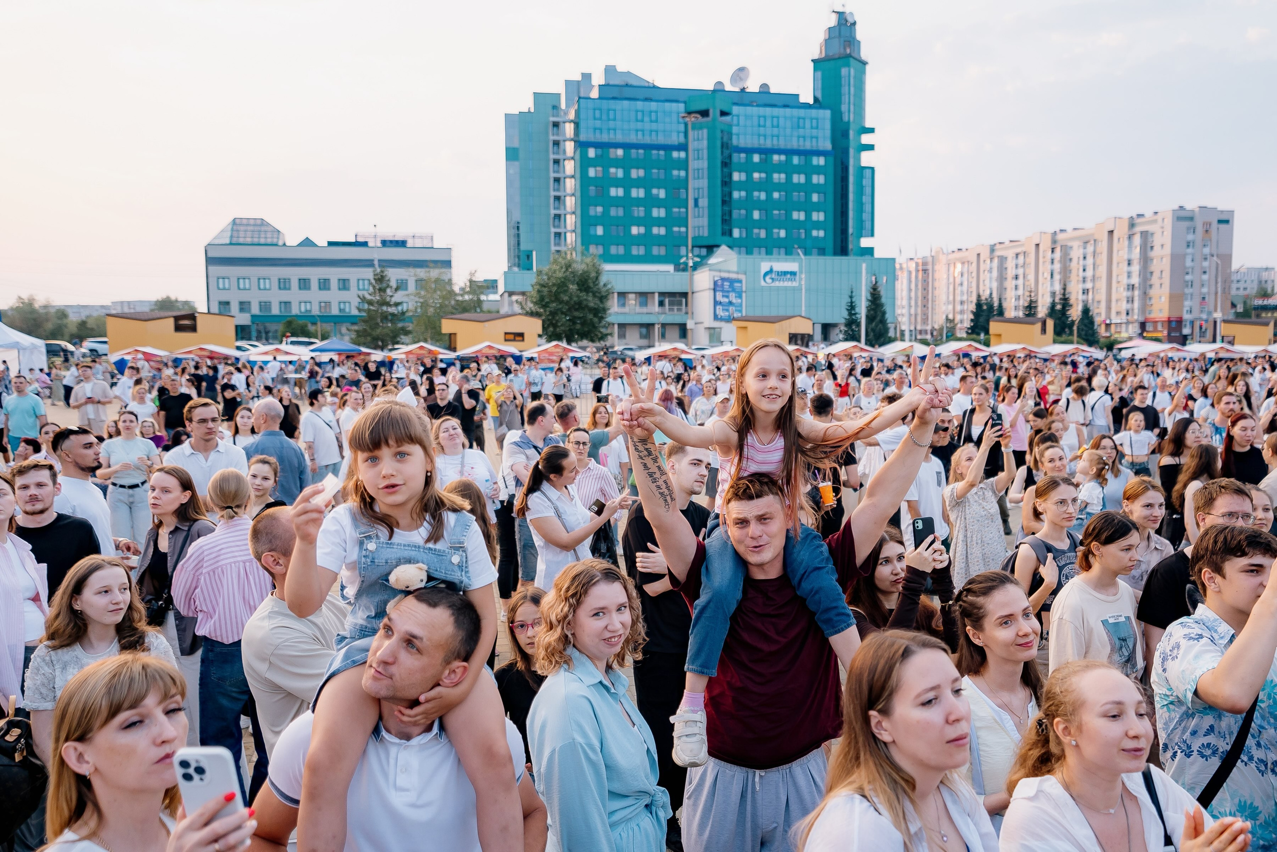 День молодежи 2026. Фотограф Сергей Кошкин. Репортажная и ивент-фотография в Сургуте