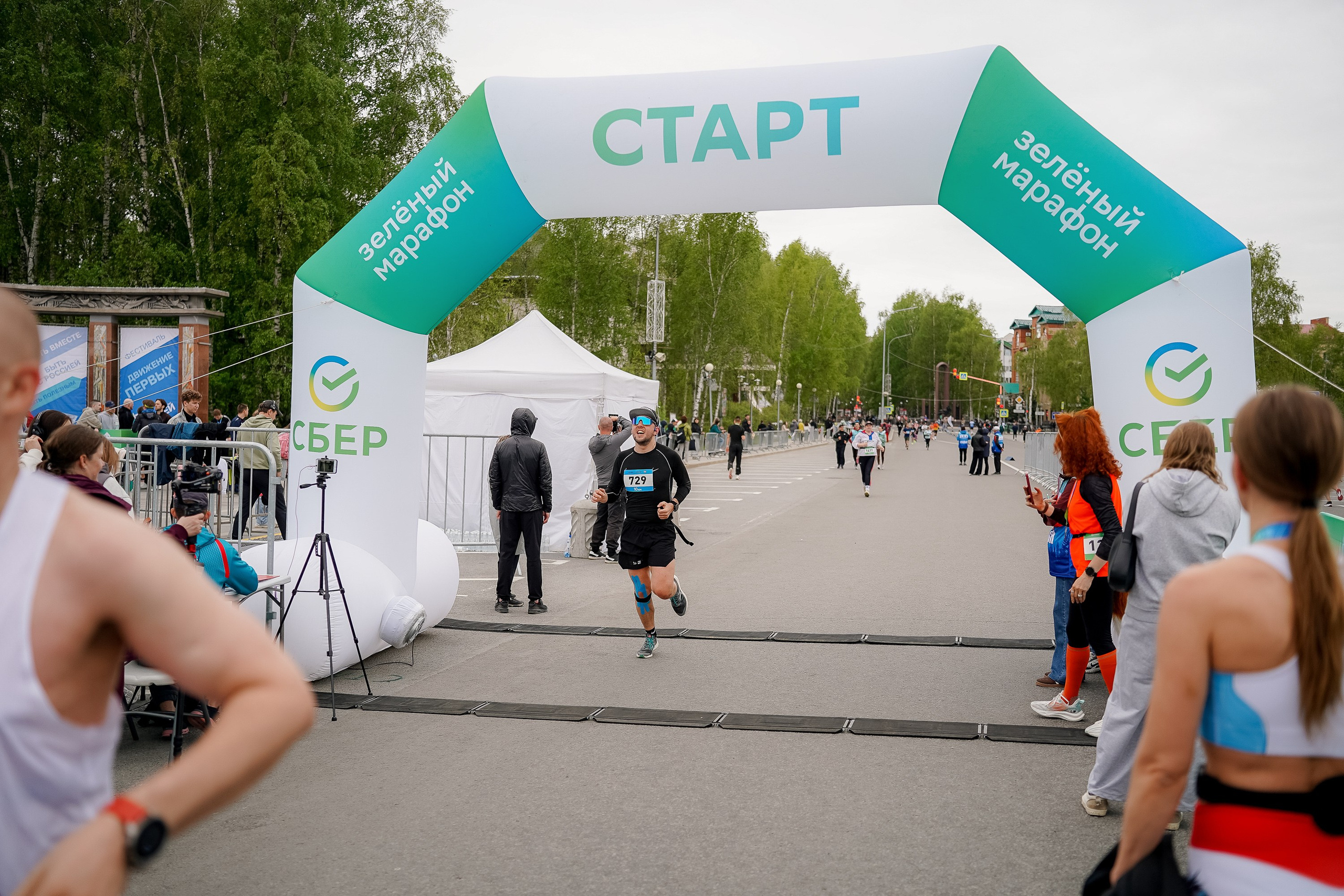 Зеленый Марафон 2026. Ханты-Мансийск. Фотограф Сергей Кошкин. Репортажная и ивент-фотография в Сургуте