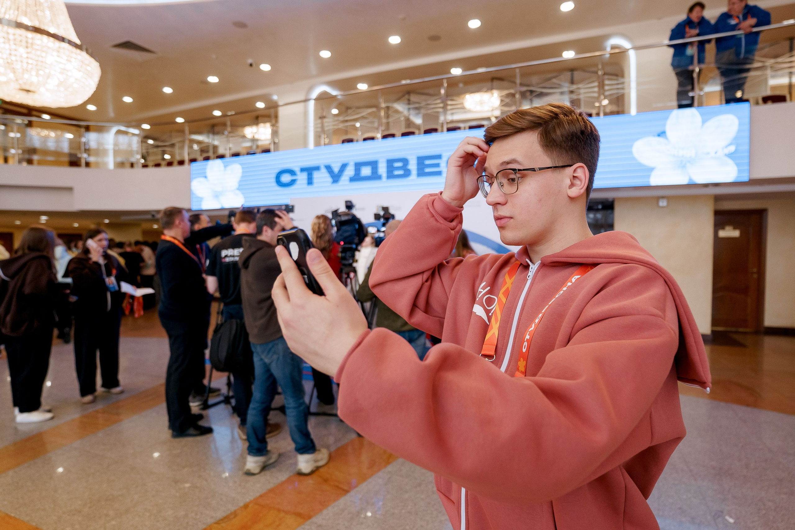 СтудВесна. Югра 2026. Фотограф Сергей Кошкин. Репортажная и ивент-фотография в Сургуте