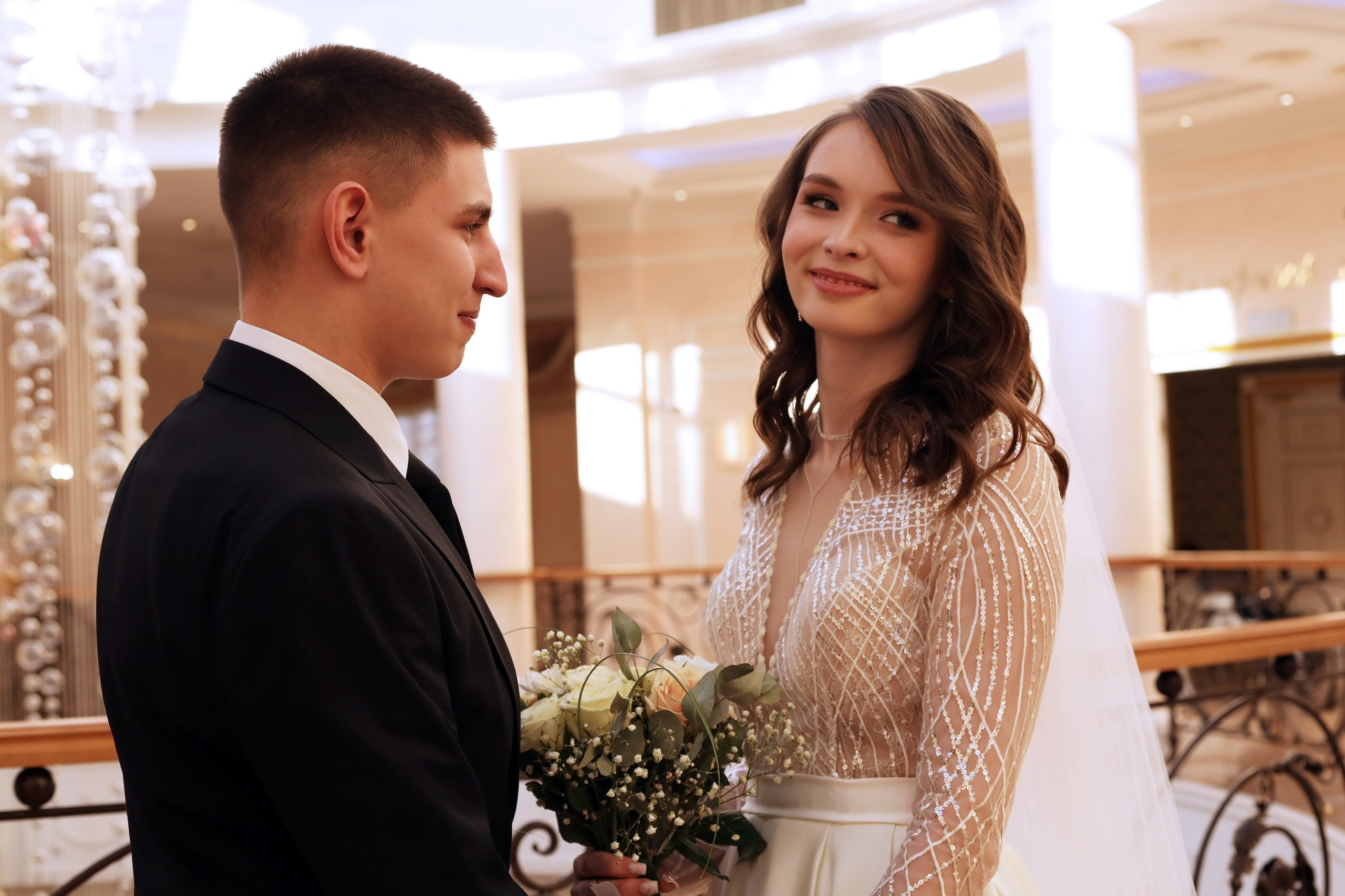 Дмитрий и Александра — пара, глядя на которую невозможно не улыбнуться. Фотограф | Видеограф в Кургане, Тюмени и Челябинске