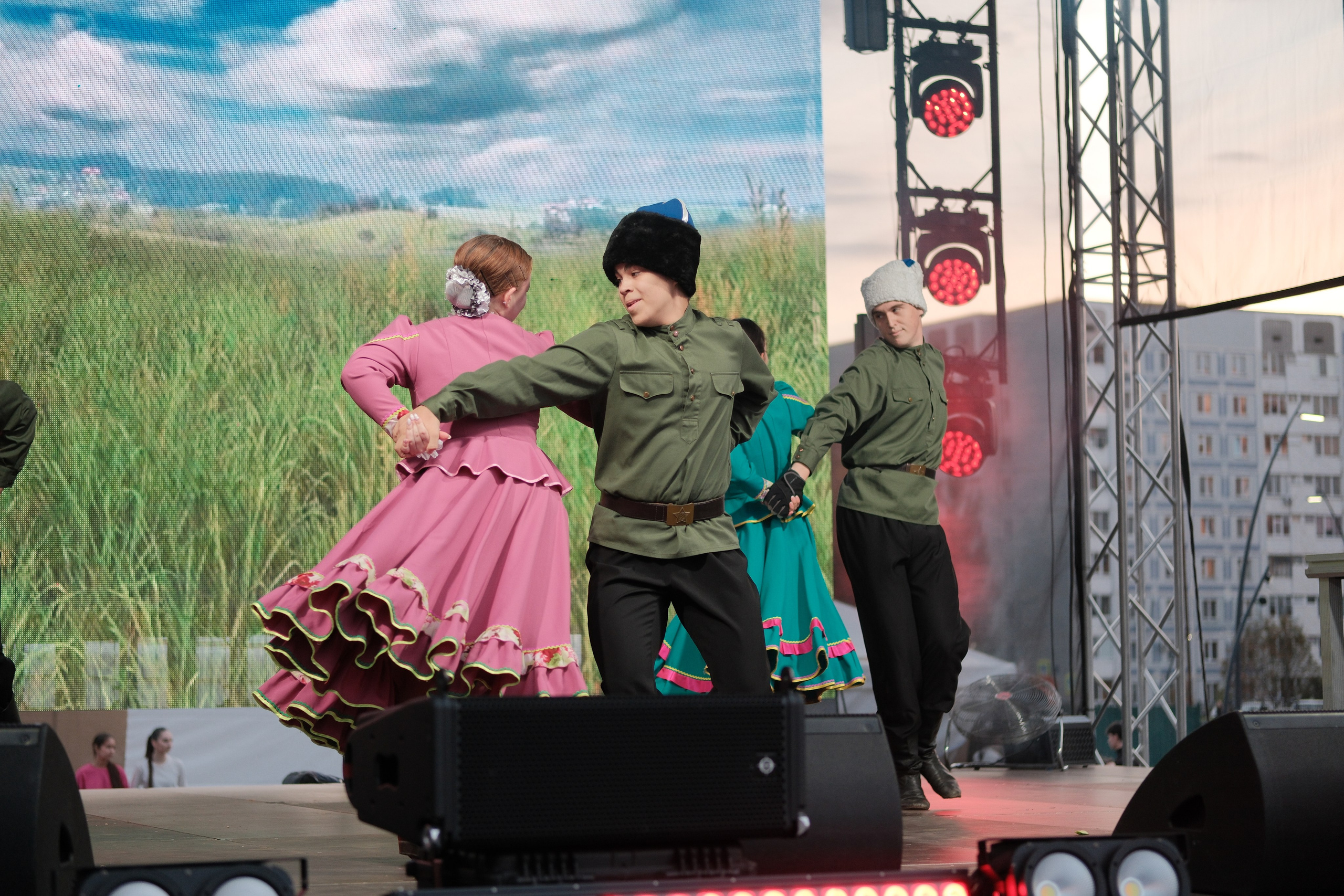 20.09.25 День города Нижнекамск 59 лет. Свадебный Фотограф в Нижнекамск Татарстан Максим Липин