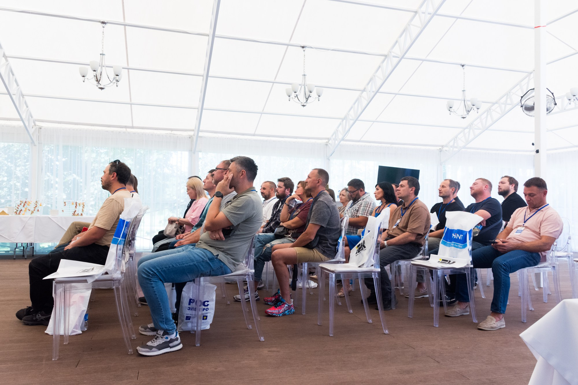 Рос электро. Фотограф Максим Буряк