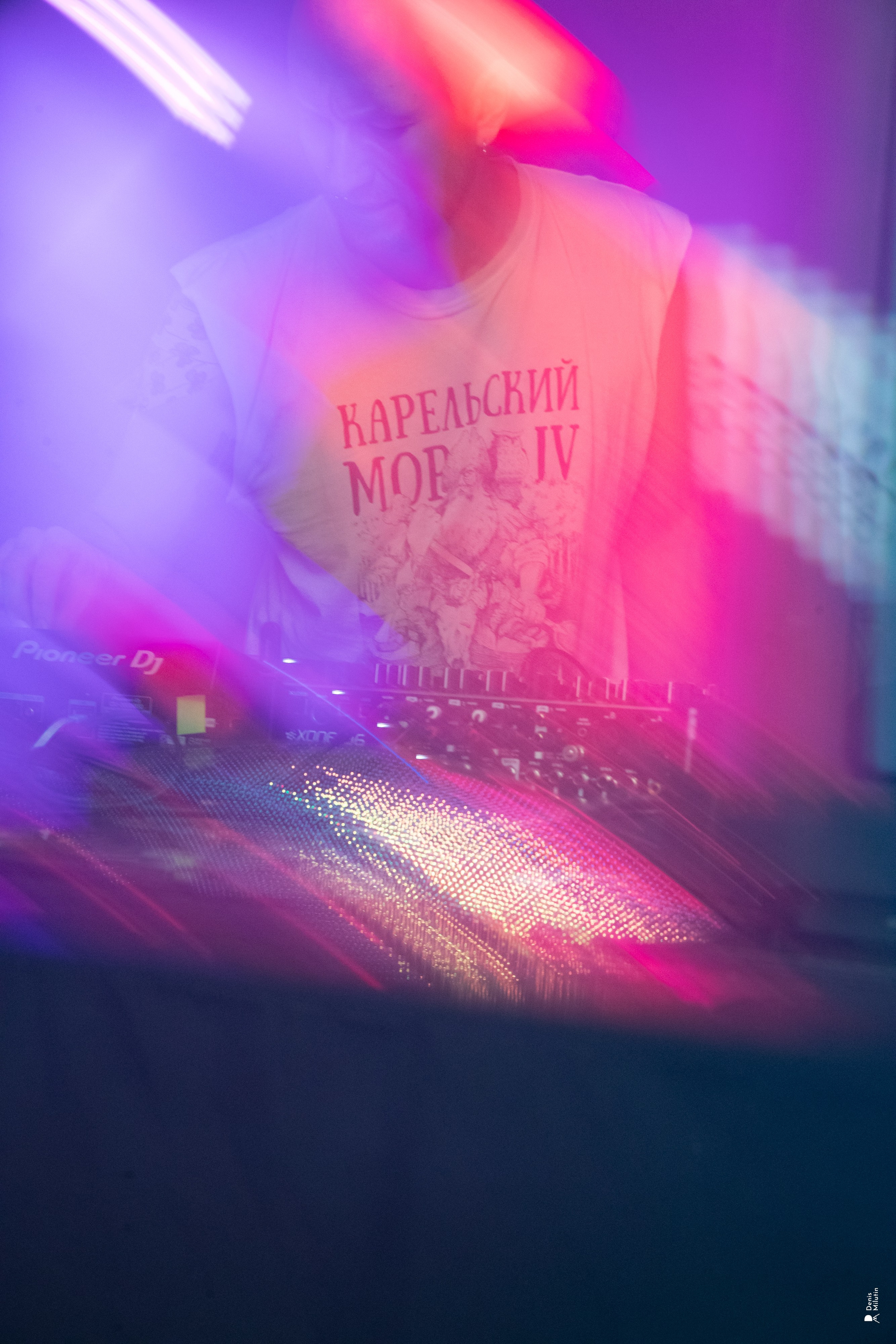 Клуб Рядом — Дискотека 2000х. Портретный фотограф Денис Милютин