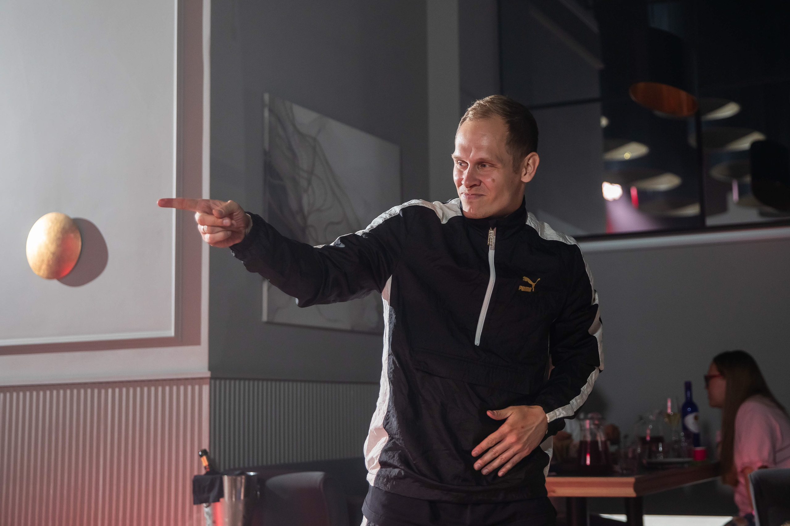 Отпетые мошенники в Mouse House. NesterovaMaria.ru