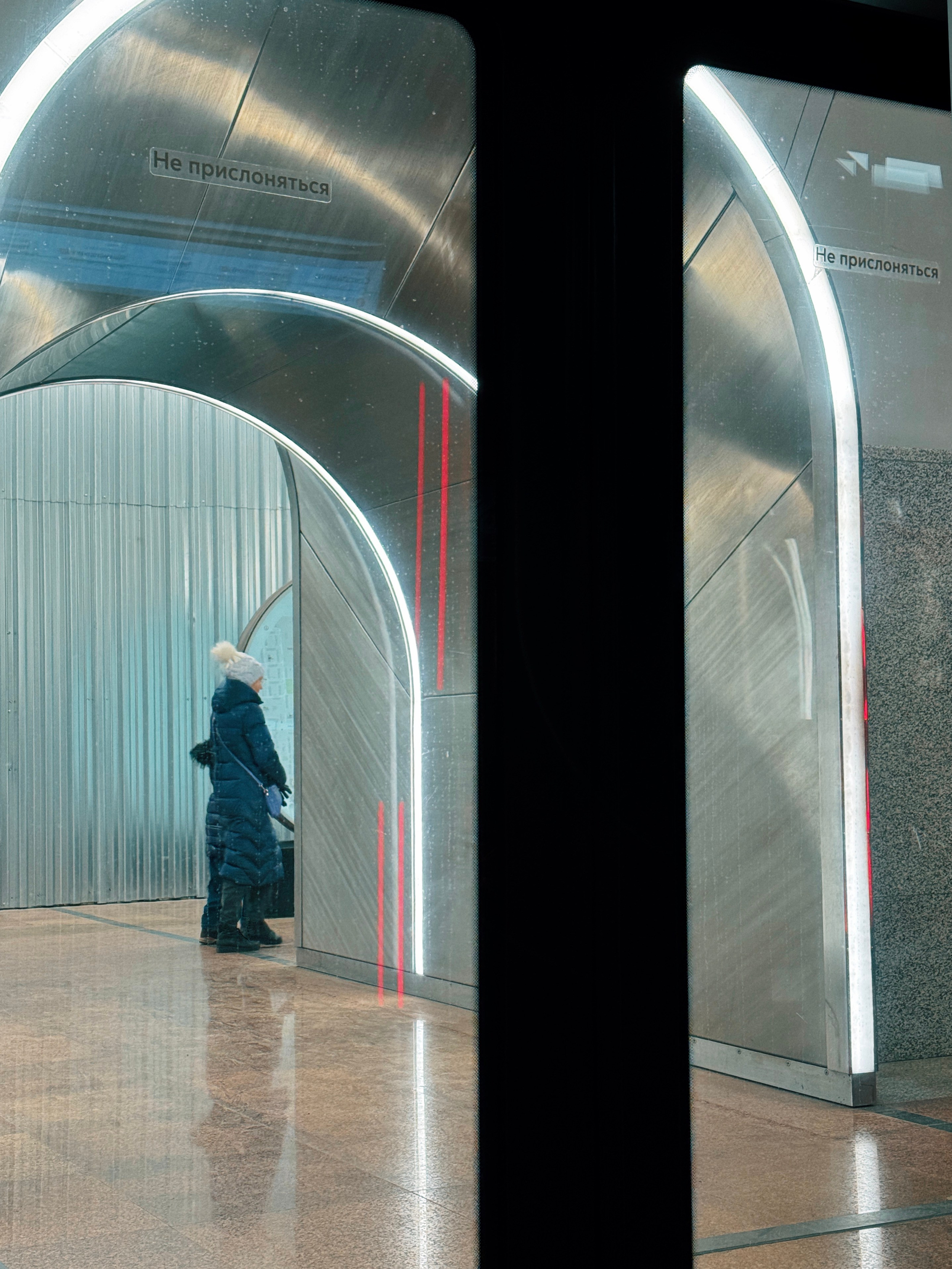 Метро «Рижская». Александра Мельниченко/ Бегающий фотограф