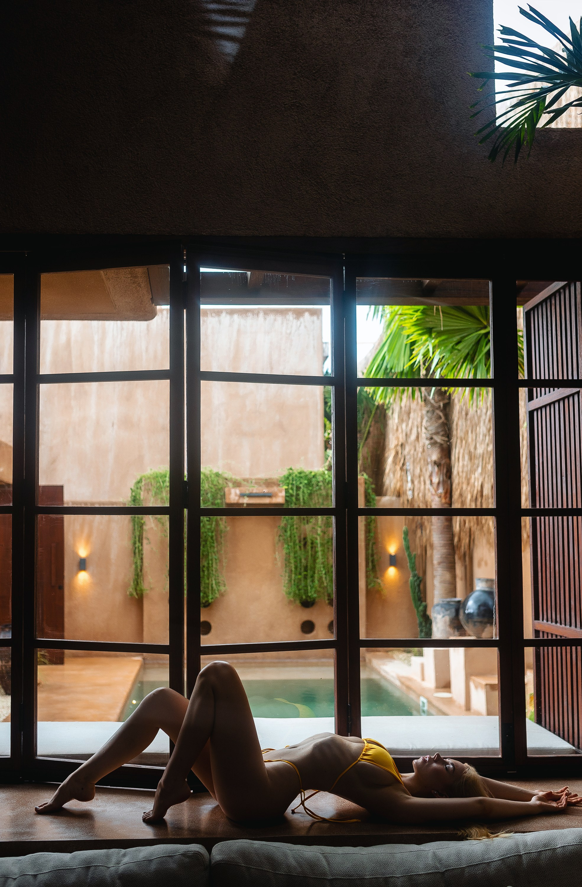 FASHION AND PORTRAIT PHOTOGRAPHER, MOSCOW/DUBAI