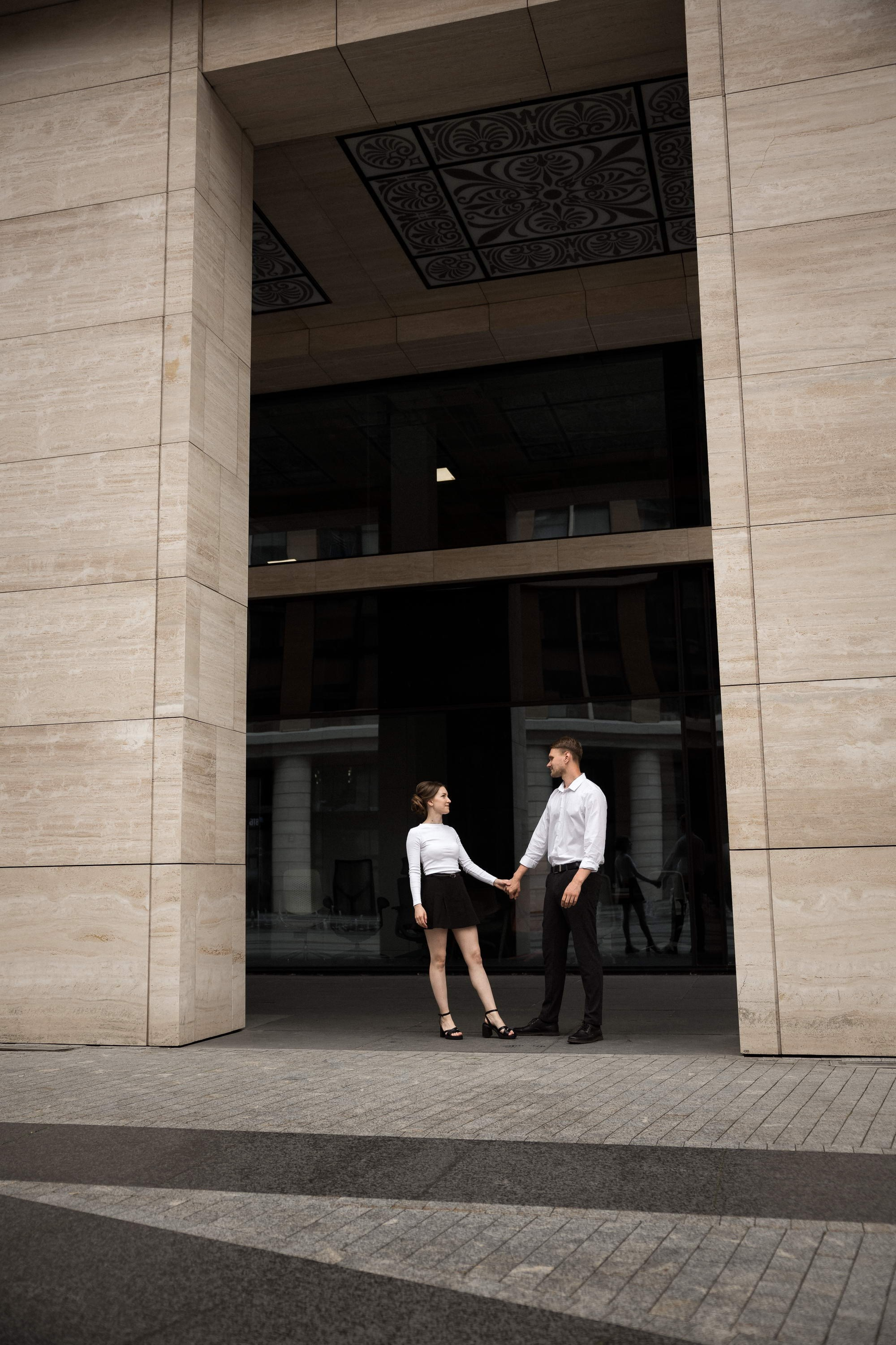 Лавстори в городе. Свадебный фотограф Игорь Брундасов 8PHOTO на свадьбу венчание загс СПб