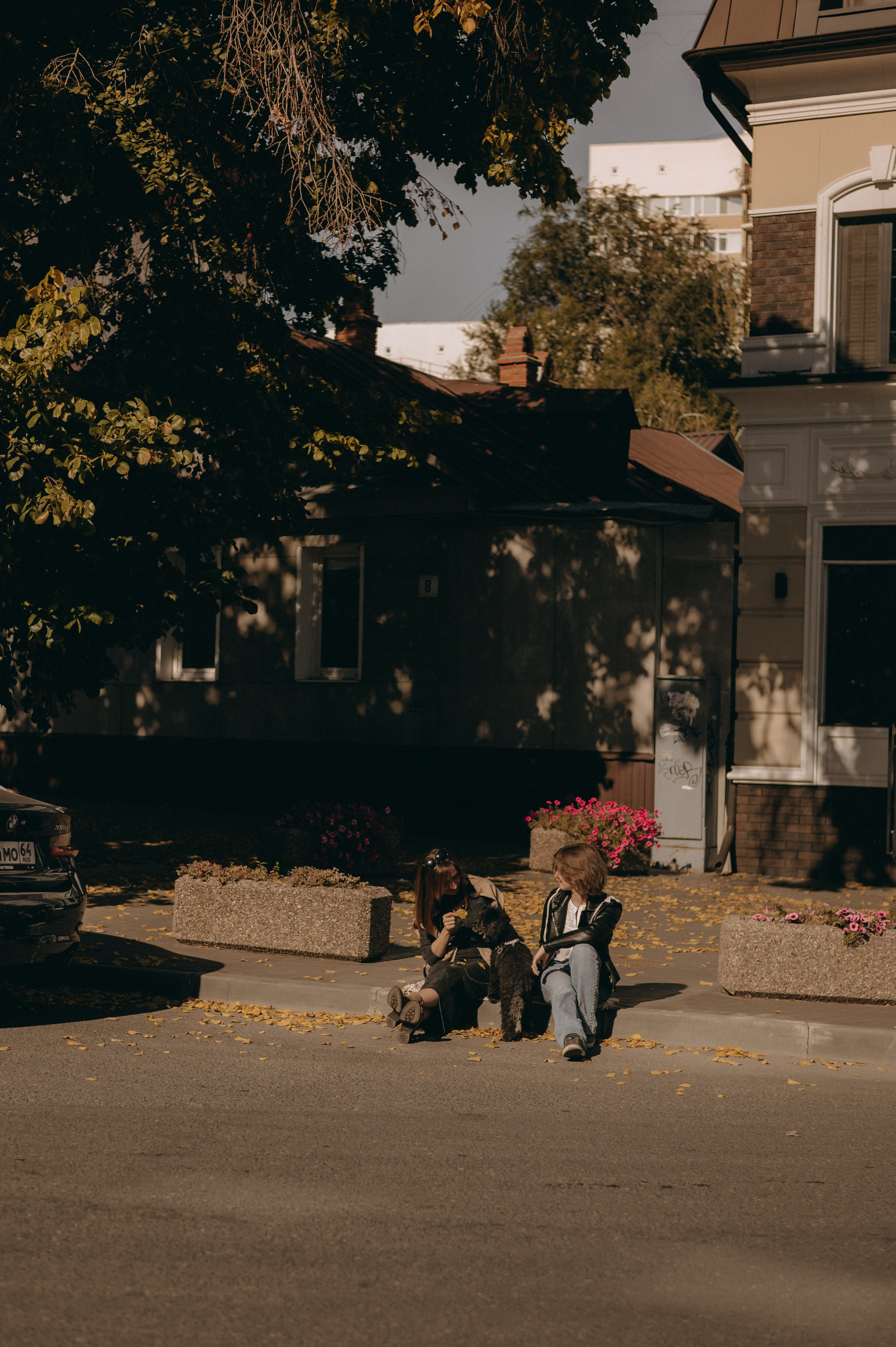 Осенние приключения Чарлика и его хозяек. Фотограф Мария Стрелкова