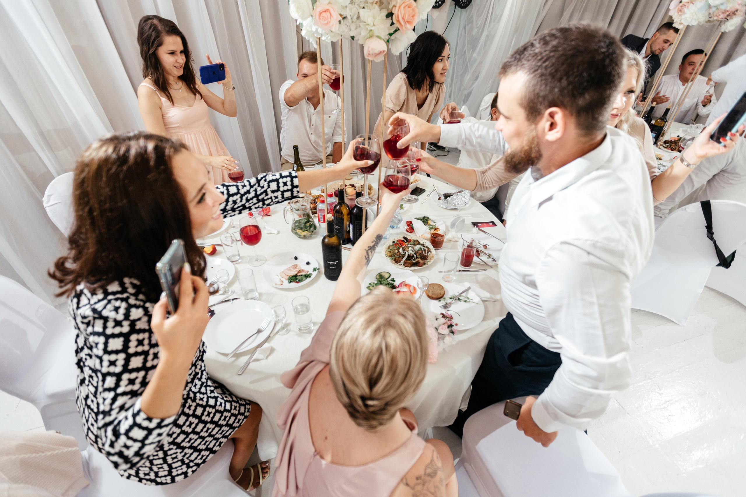 Свадебный фотограф Уфа — Руслан ГабдлисламовЖивые эмоции, красивые кадры, воспоминания на всю жизнь.Работаю по всей Республике Башкортоста. Свадебный фотограф Уфа Руслан Габдлисламов