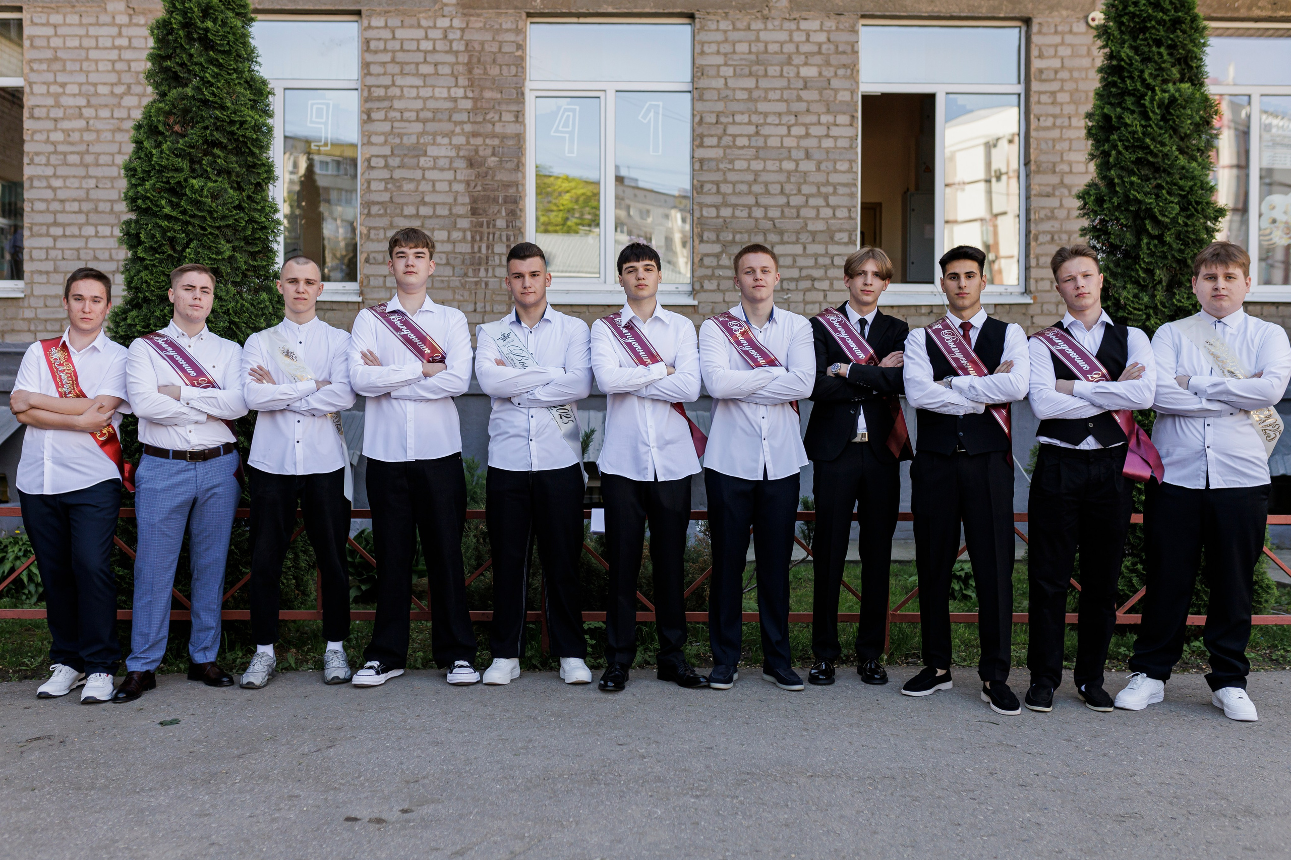 Последний звонок для учеников 11 класса. Семейный и детский фотограф в Рязани Васюгова Мария