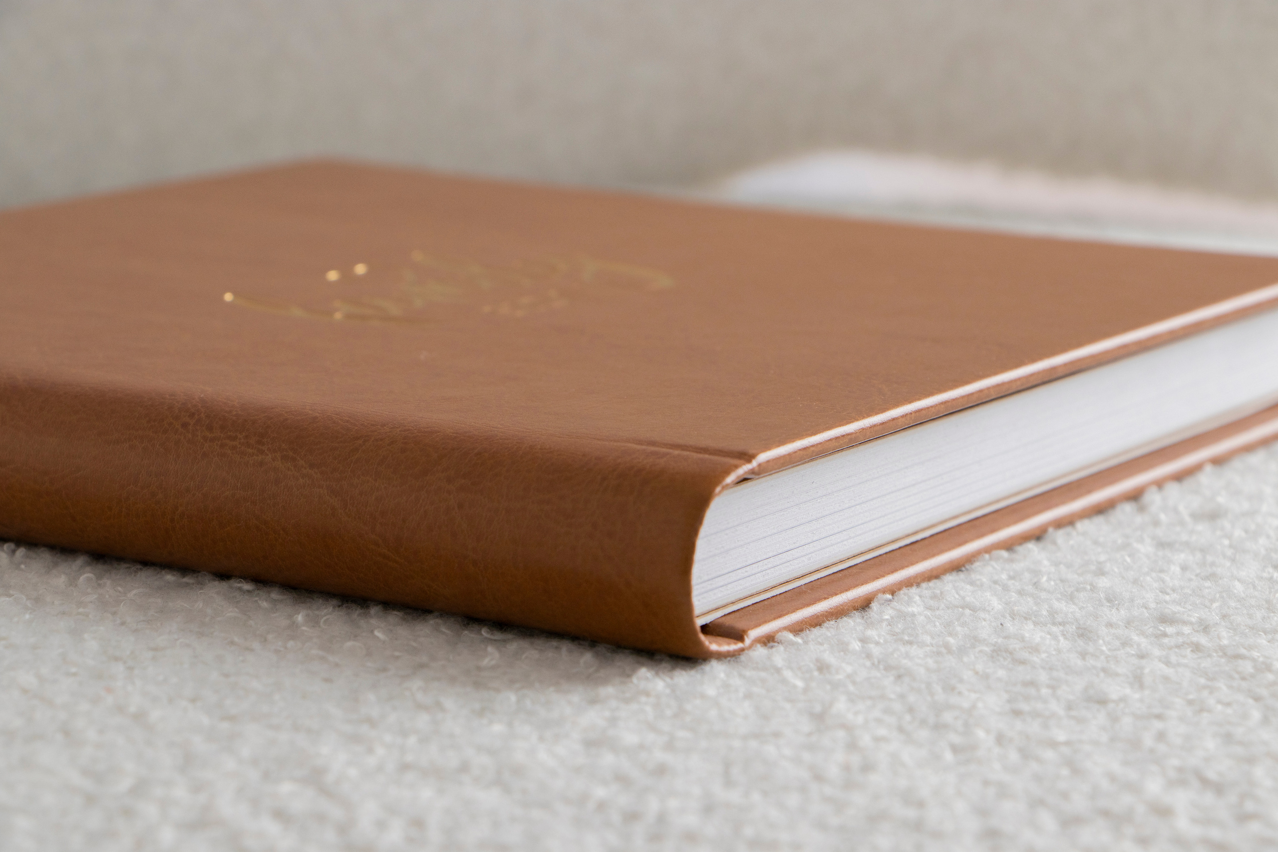 Photo book (наши заказы). Фотограф в Жезказгане. Графический дизайнер