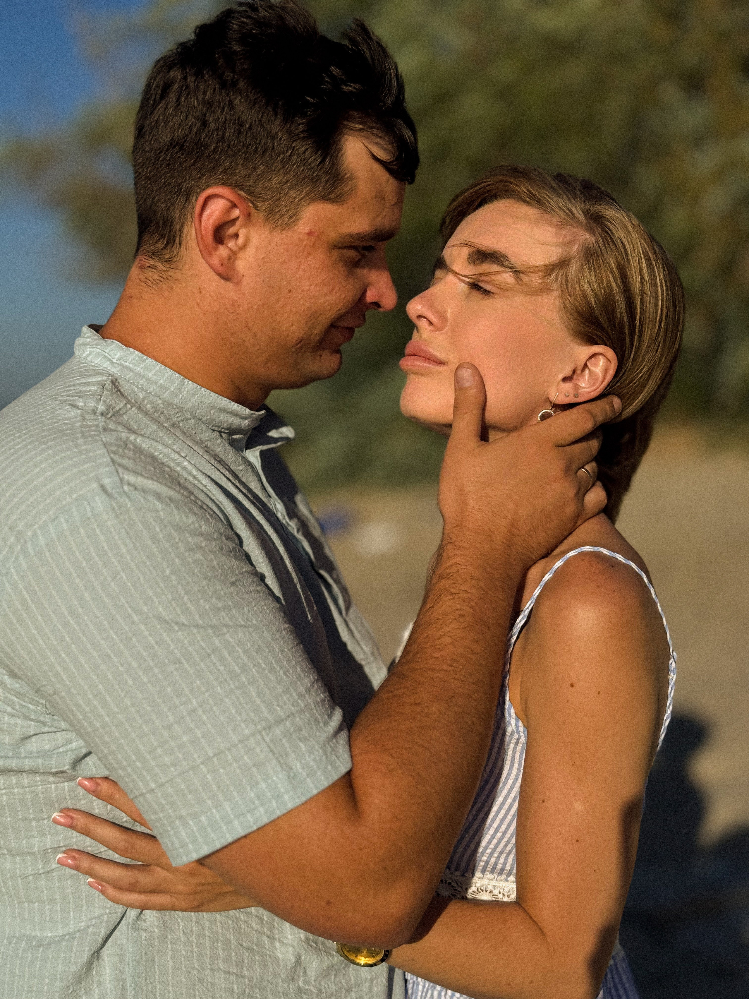LOVE STORY. Мобильный фотограф рилсмейкер в Ростове-на-Дону Пипаш Екатерина
