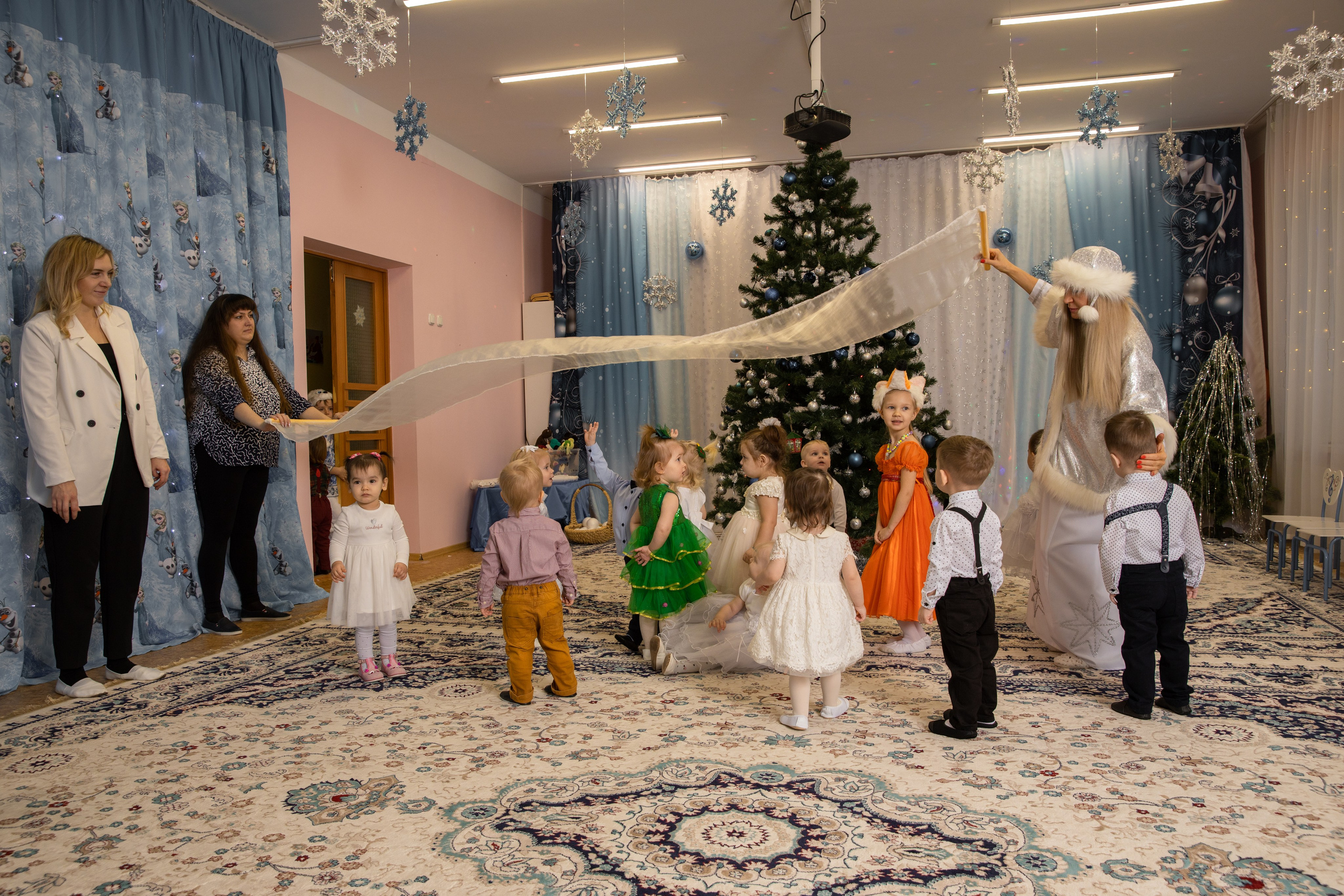 Новогодний утренник Успех. Фотограф в Железнодорожном и Балашихе