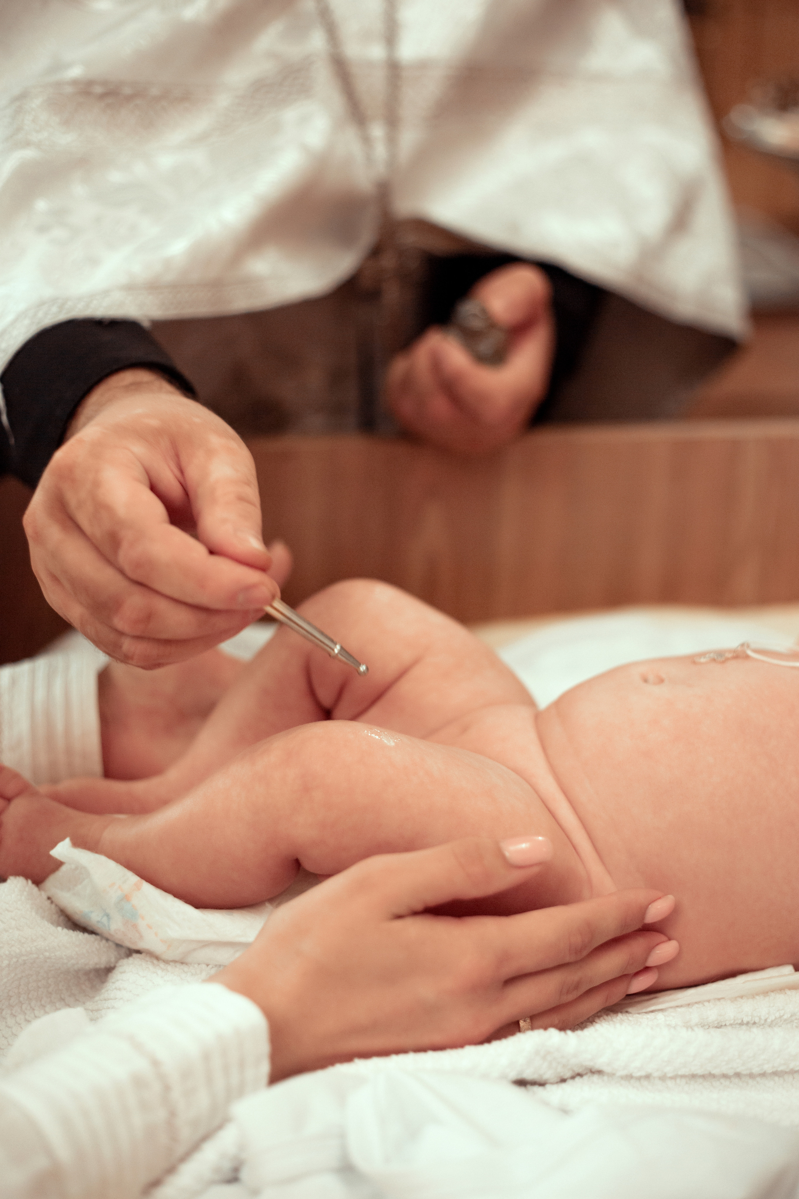 Крещение Варвары Храм Сергия Радонежского п. Ростоши. Фотограф новорожденных Оренбург Оксана Трофимова