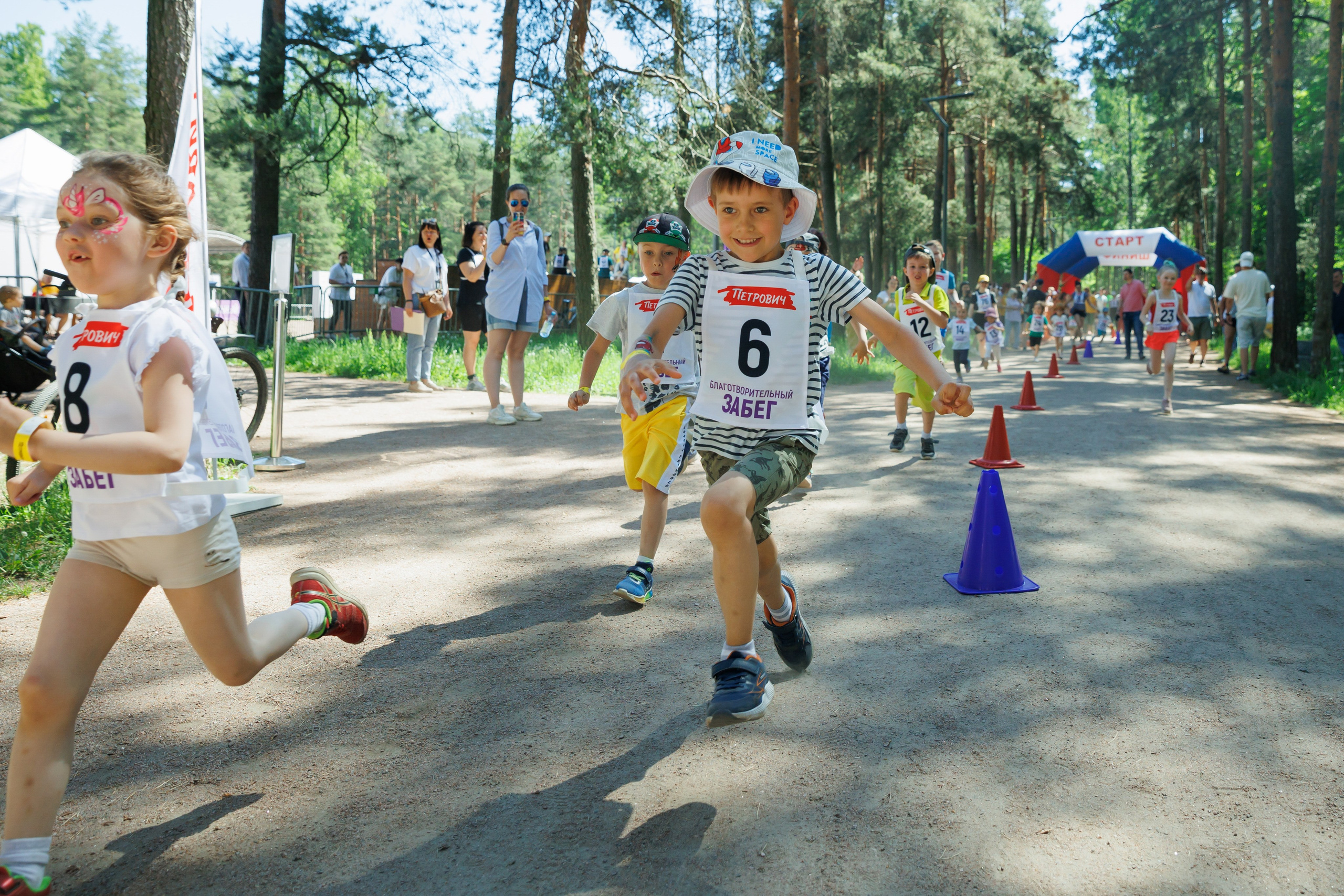 Детское. Фотограф событий, Максим Романенко
