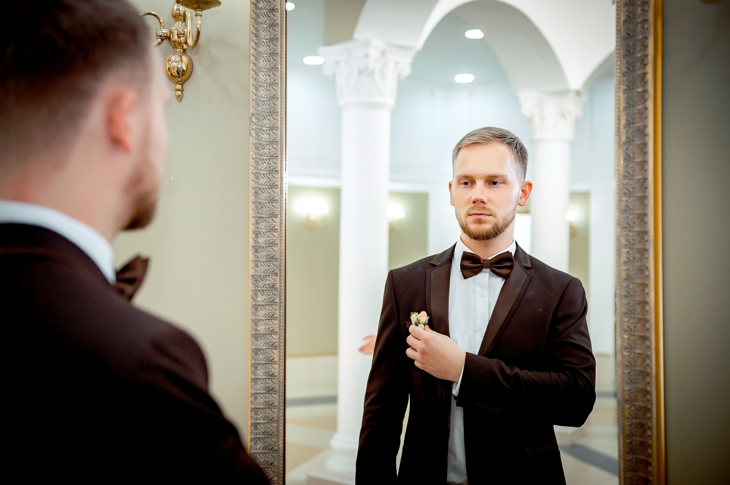 Свадебная фотопрогулка в Коломенском летом. Свадебный и семейный фотограф Виктория Носачёва. Щелково, Москва и МО