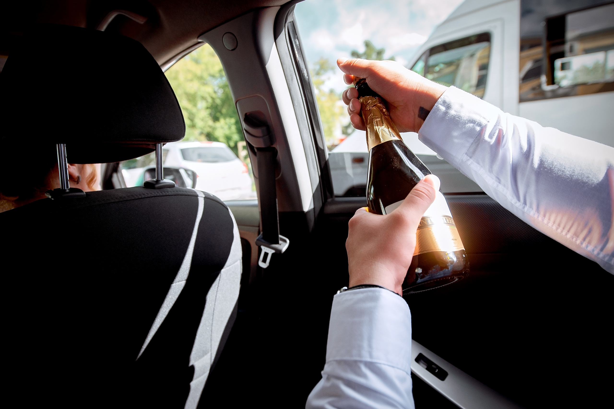 Свадебная фотопрогулка на Черном озере во Фрязино с банкетом в "Загоро. Свадебный и семейный фотограф Виктория Носачёва. Щелково, Москва и МО