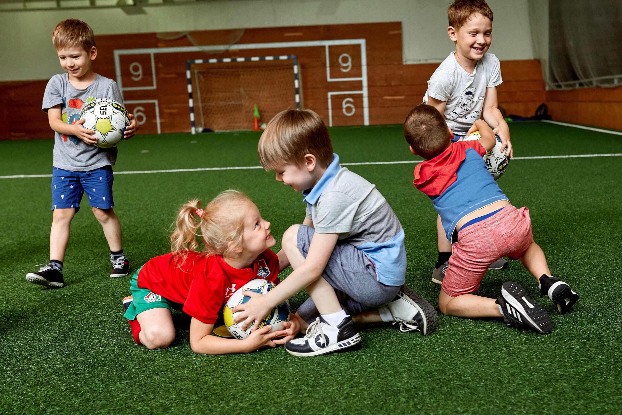 Фотограф на день рождения ребенка в Москве, заказать услуги фотосъёмки — Стоимость и цены на услуги фотографа на день рождения ребёнка