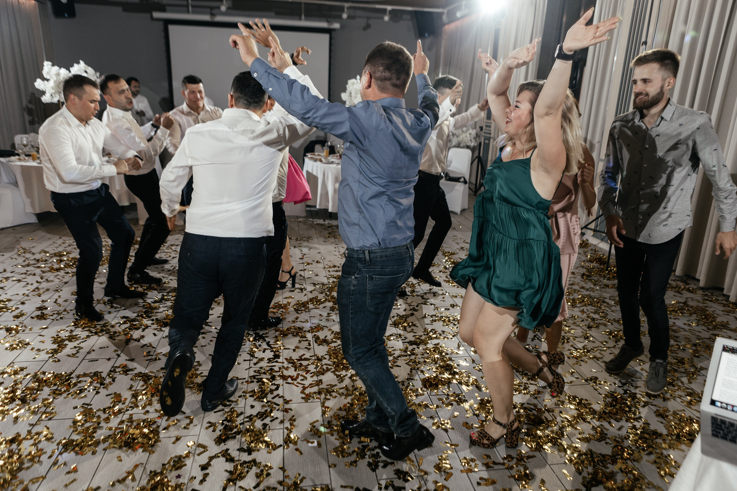 Свадебный фотограф Уфа — Руслан ГабдлисламовЖивые эмоции, красивые кадры, воспоминания на всю жизнь.Работаю по всей Республике Башкортоста. Свадебный фотограф Уфа Руслан Габдлисламов