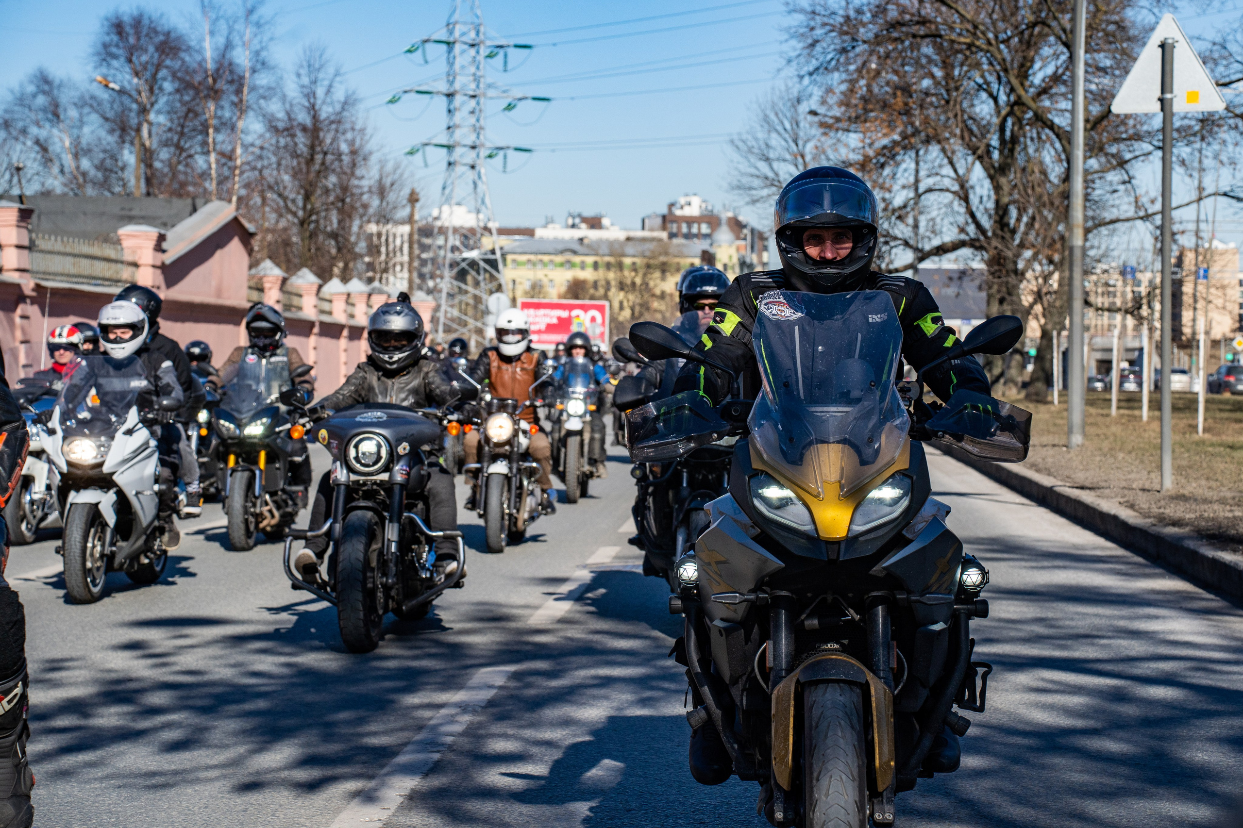 Весенний прохват мотоклуба Normans Riders MC. Концертный и репортажный фотограф в Санкт-Петербурге Слава Пахомов