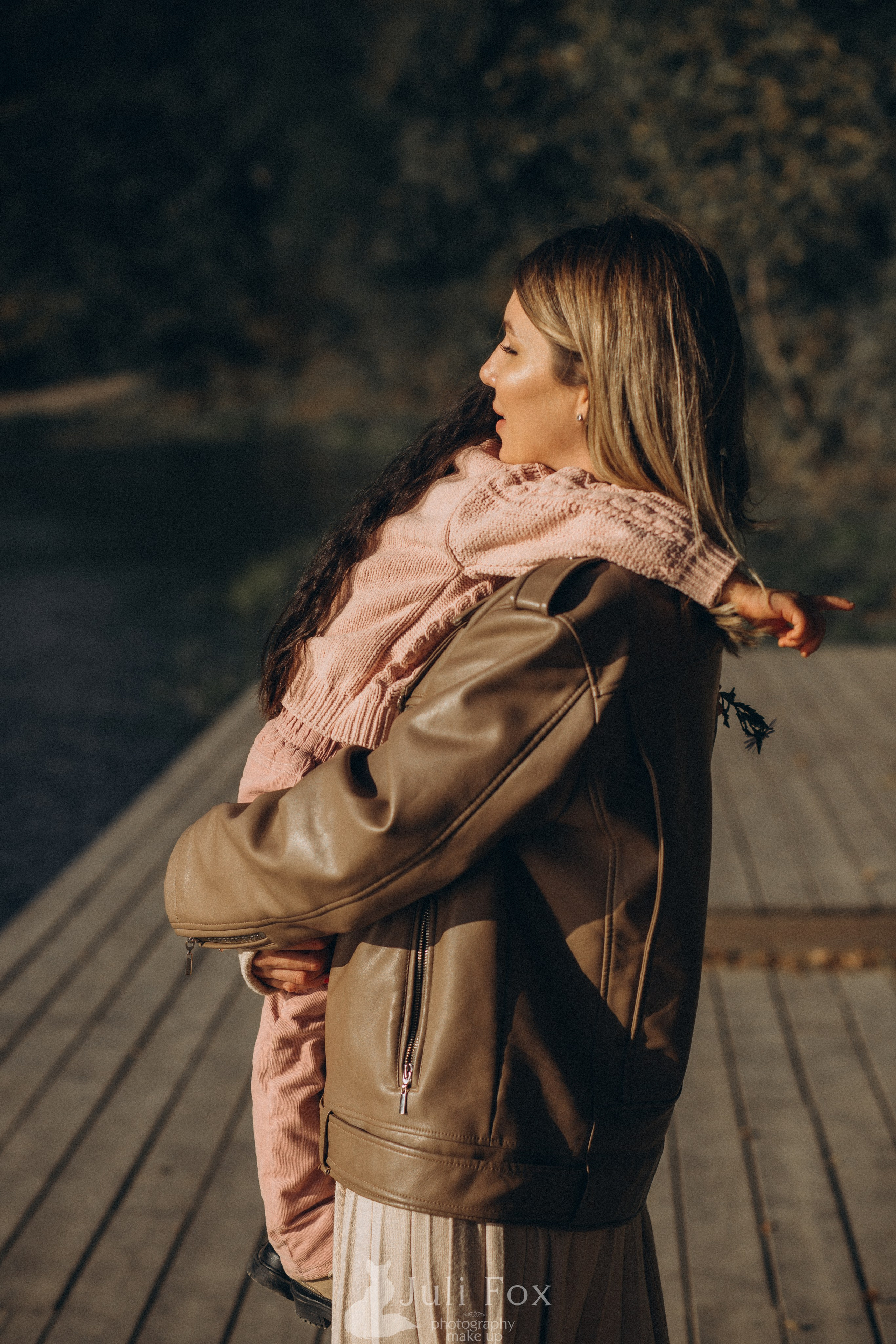 У озера. Портретный, свадебный, репортажный фотограф во Владивостоке Юлиана Джули Фокс