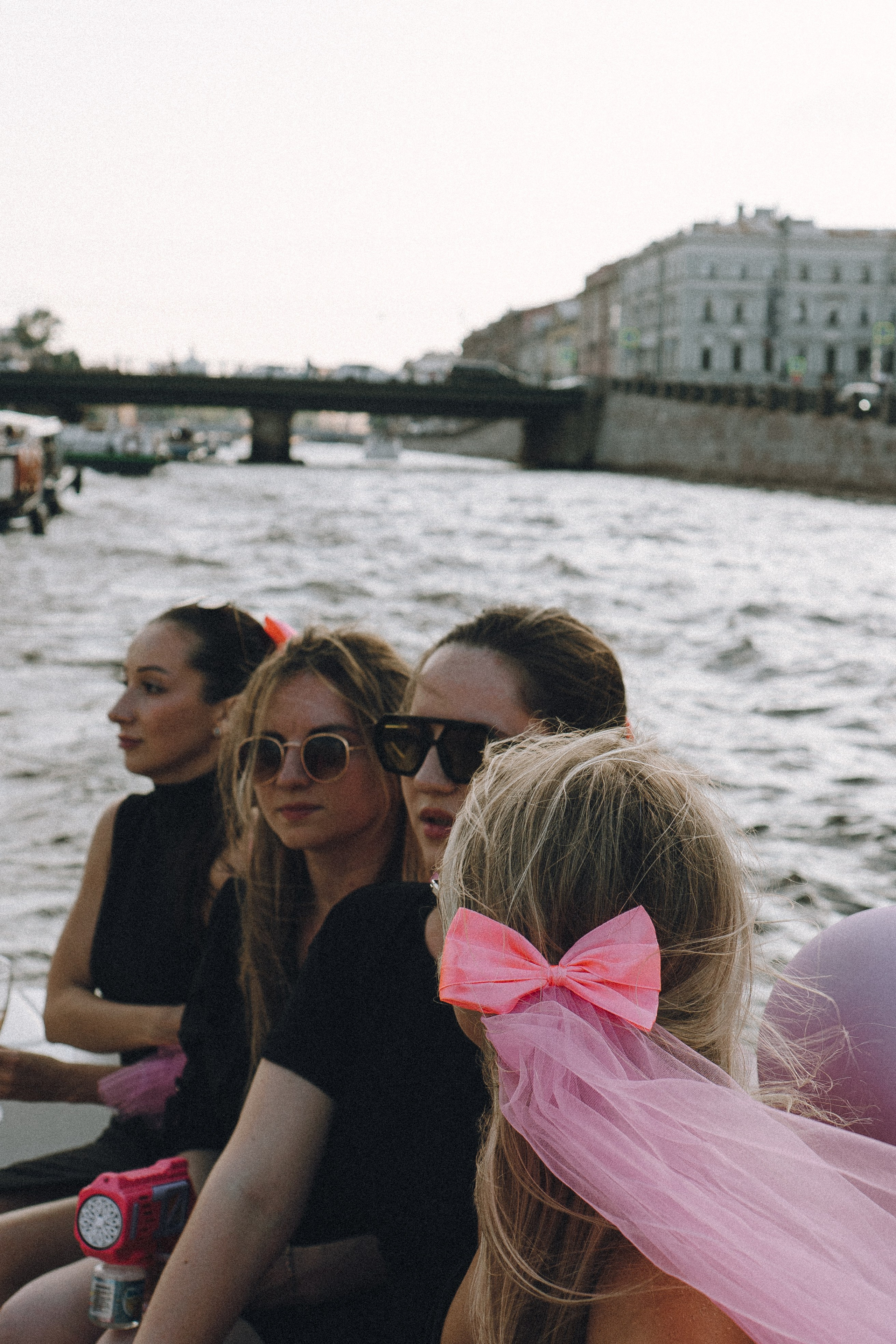 ДЕВИЧНИК НА КАТЕРЕ. Профессиональный фотограф, Санкт-Петербург — Виктория Богомолова