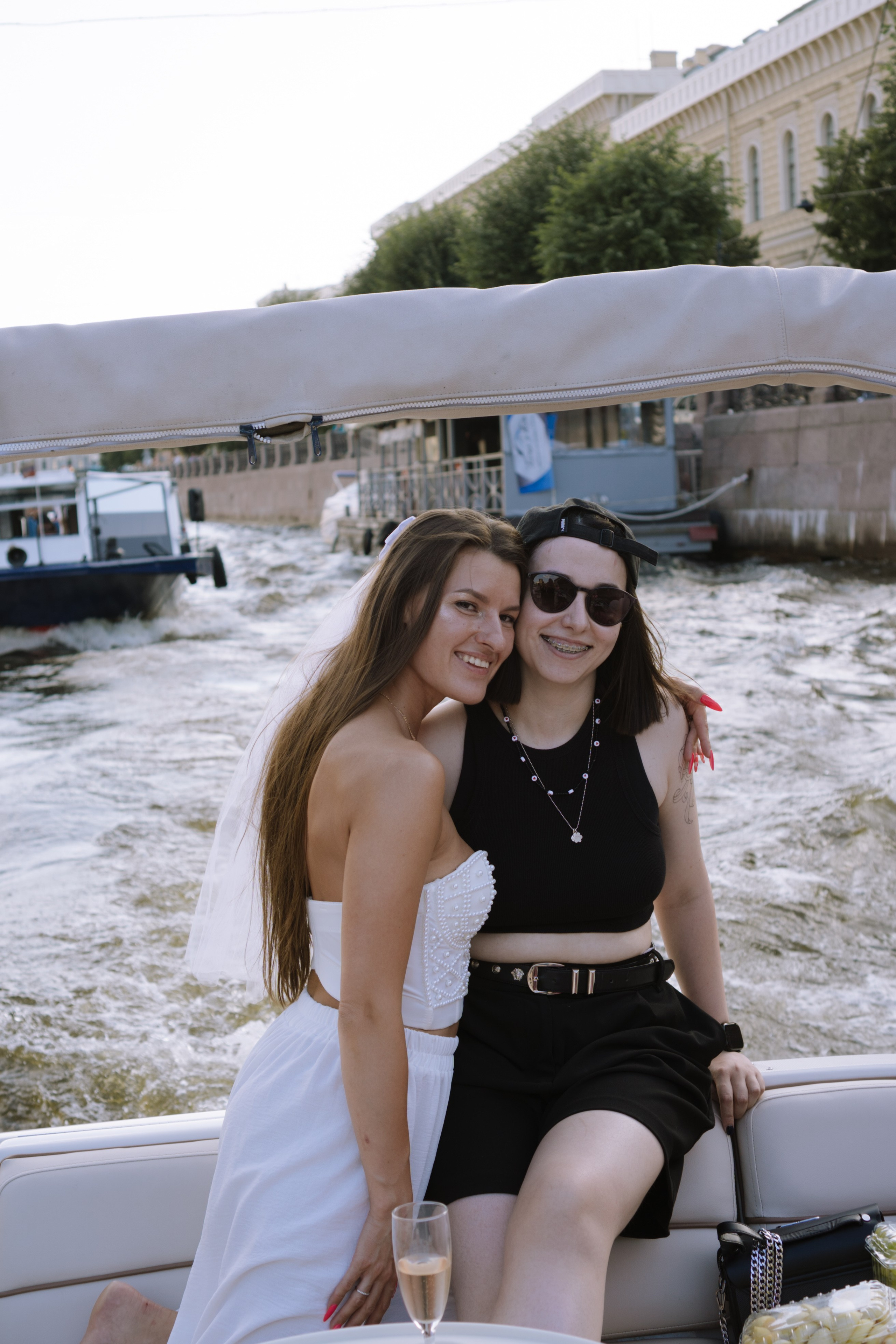 ДЕВИЧНИК НА КАТЕРЕ. Профессиональный фотограф, Санкт-Петербург — Виктория Богомолова