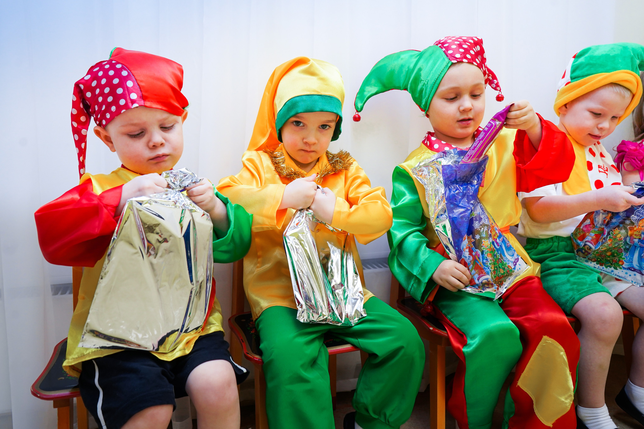 Новогодний утренник в садике. Семейный и портретный фотограф в Екатеринбурге Анна Лобанова