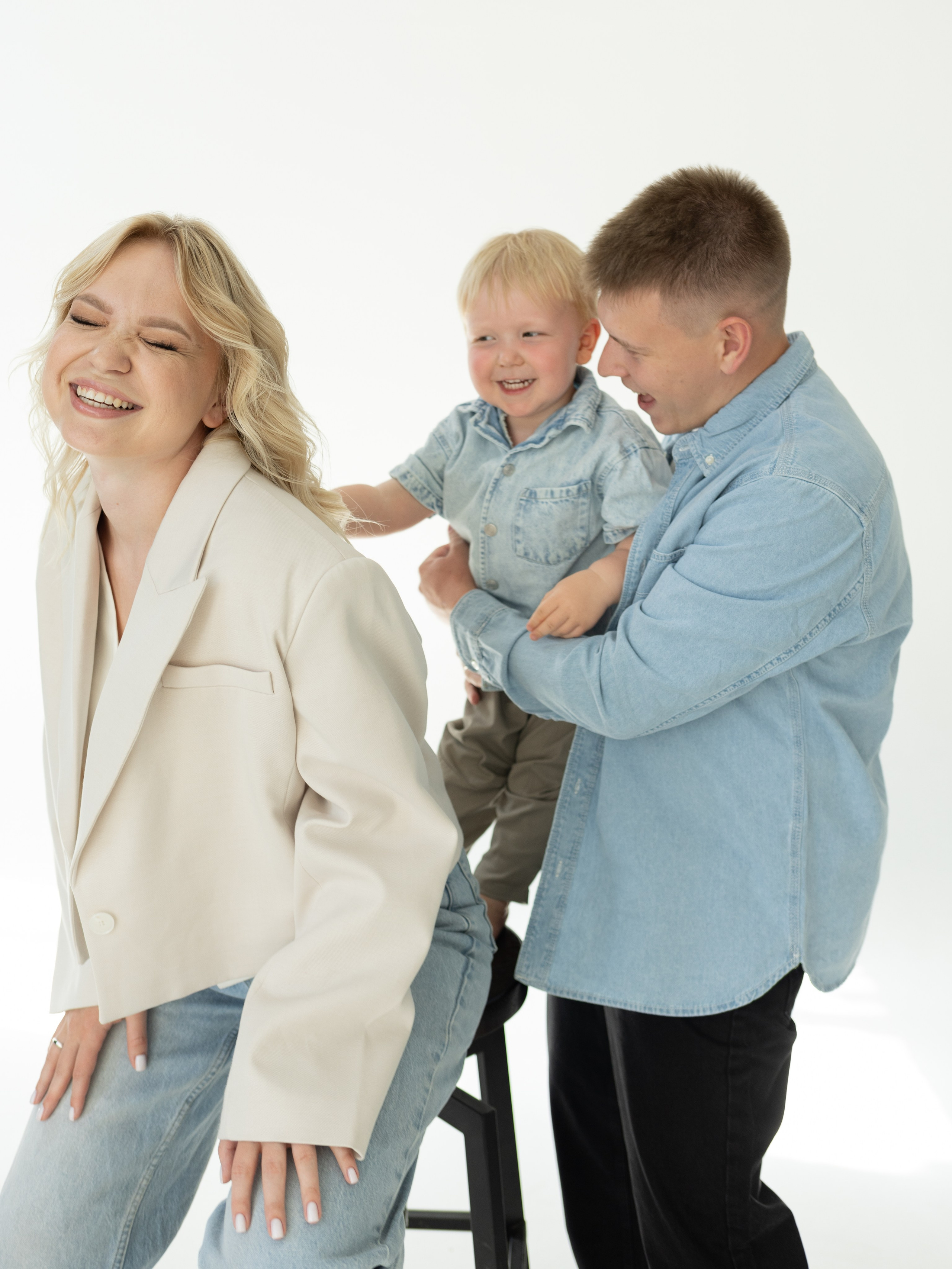 Семейная фотосессия Москва, семейный фотограф в Москве, семейная фотосессия, детский фотограф, семейная фотосессия в студии