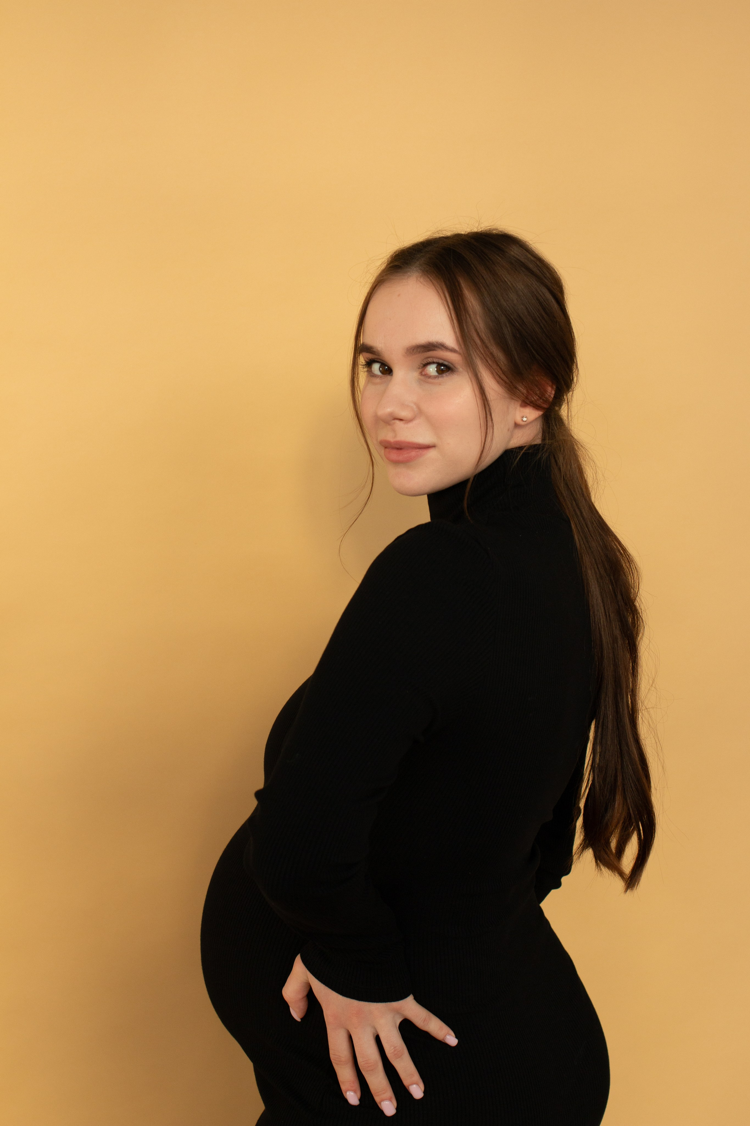 Фотосессия беременности, фотосессия беременности в Москве, фотограф беременных Москва, фотограф беременных, фотосессия беременности в студии, фотосессия беременности в студии Москва, фотосессия в положении, фотосессия в ожидании, фотосессия в ожидании чуда, семейная фотосессия беременности, фотосессия беременности с мужем, фотосессия беременности с мужем Москва