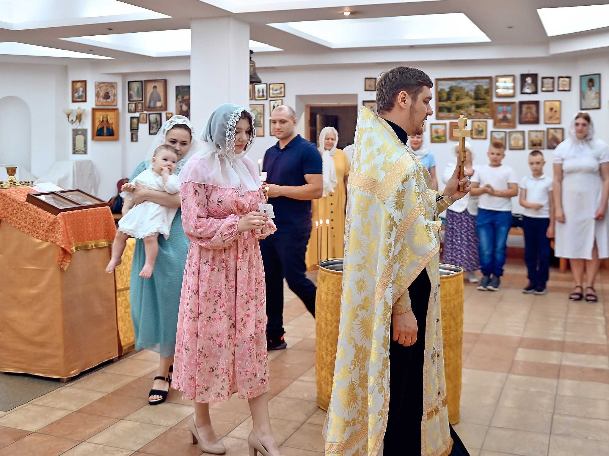 Крещение Анны. Свадебный фотограф, видеограф, рилсмейкер в Санкт-Петербурге и Москве